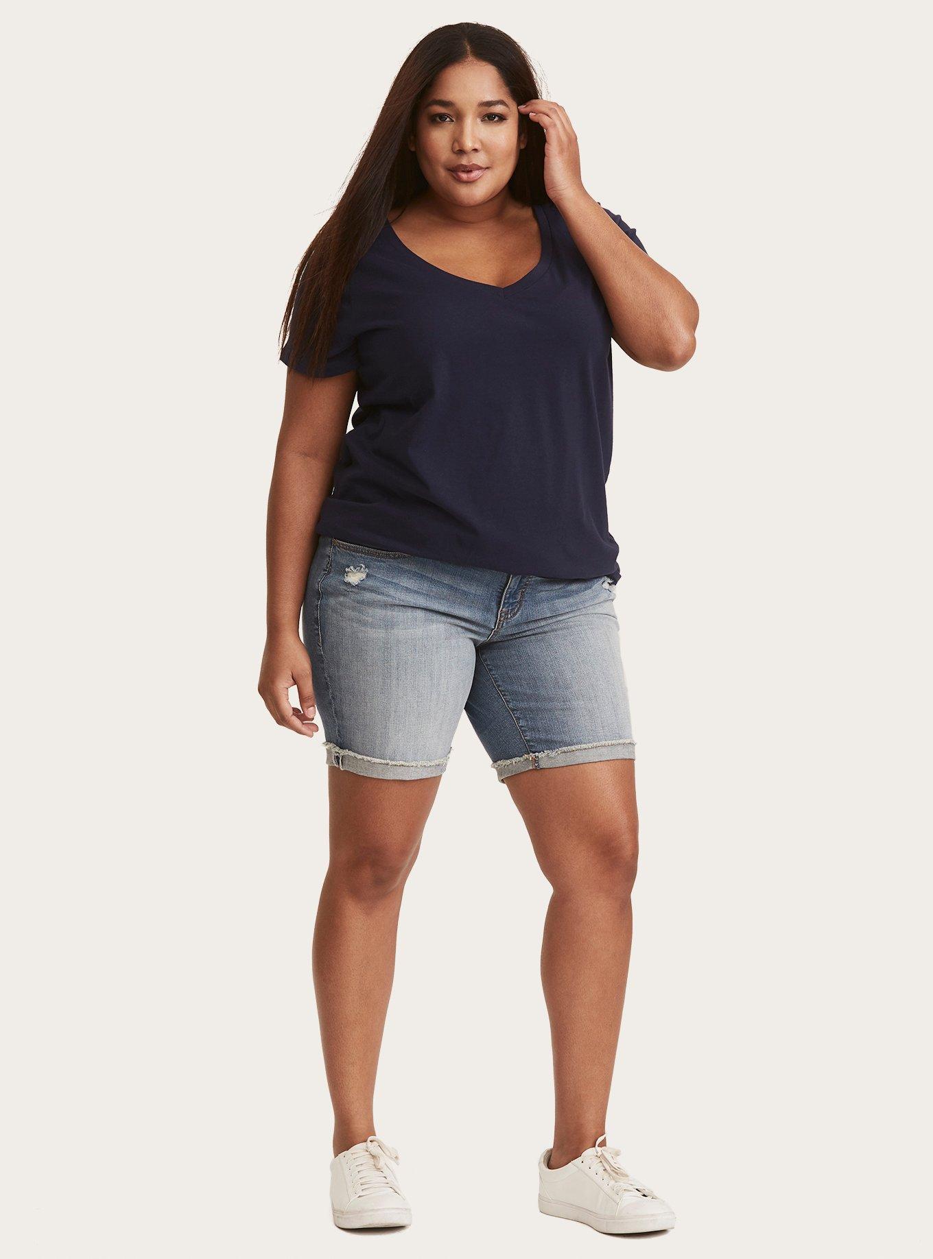 Plus Size - NFL Cowboys Navy V-neck Slim Fit Tee - Torrid