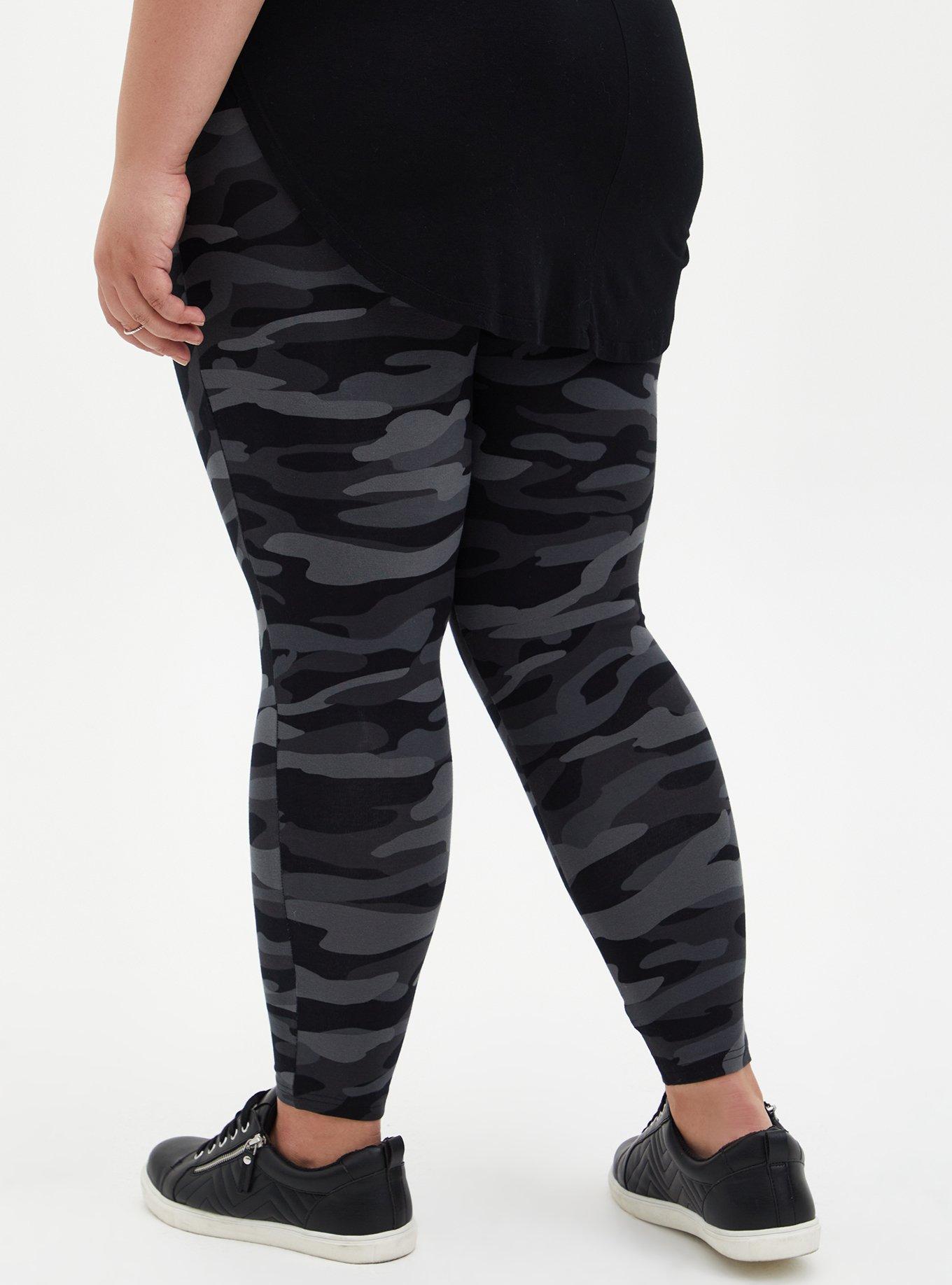 Plus camo clearance leggings