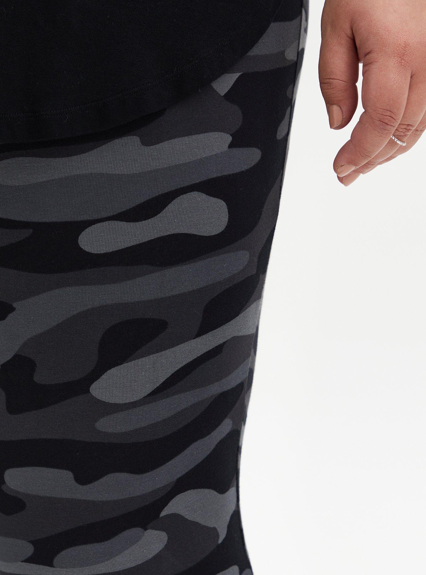 Brushed Cozy Camouflage Plus Size Leggings