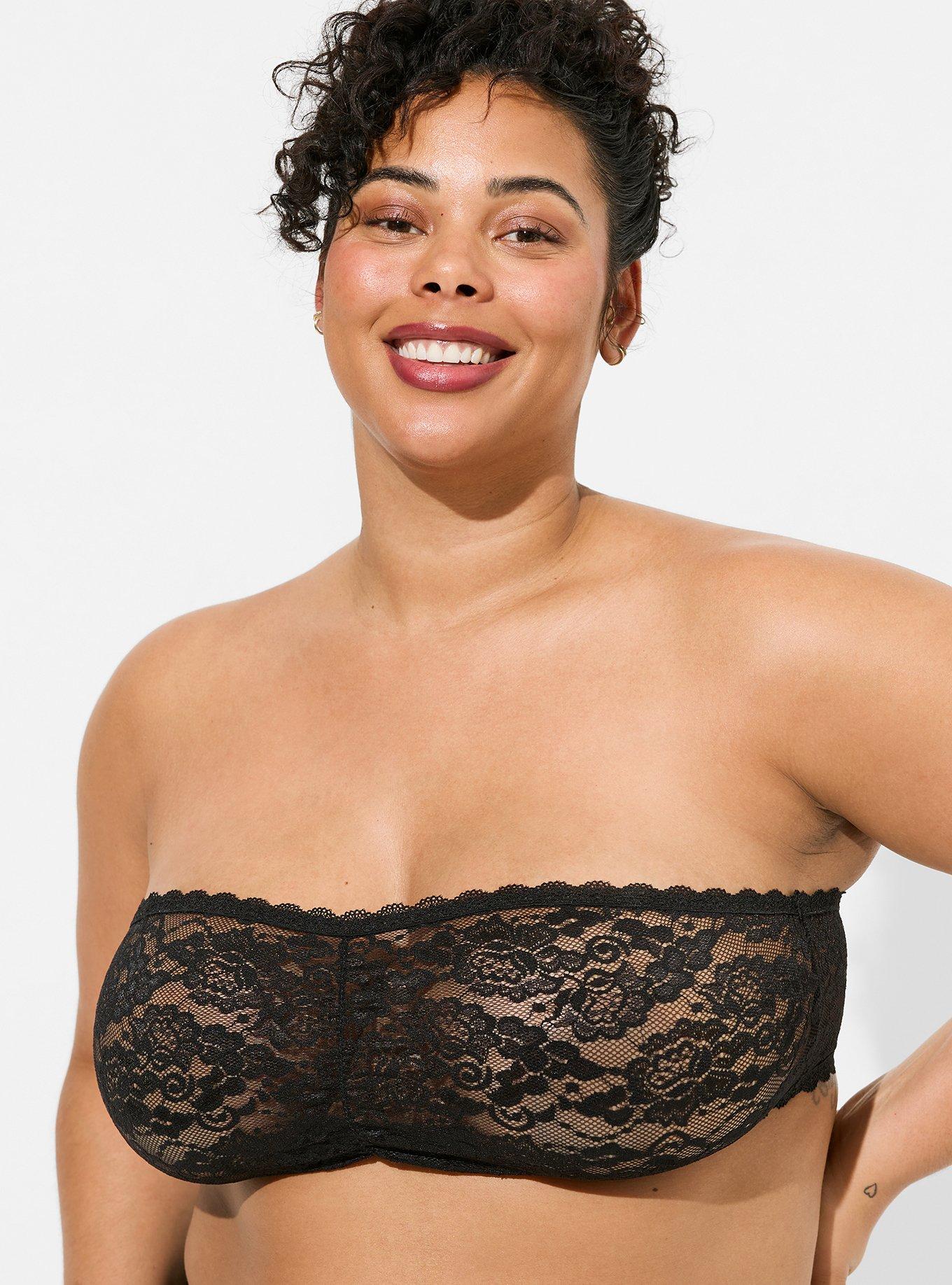 SPANX Laced Up Back Smoothing Strapless Bra 1920 (36A) : :  Clothing, Shoes & Accessories