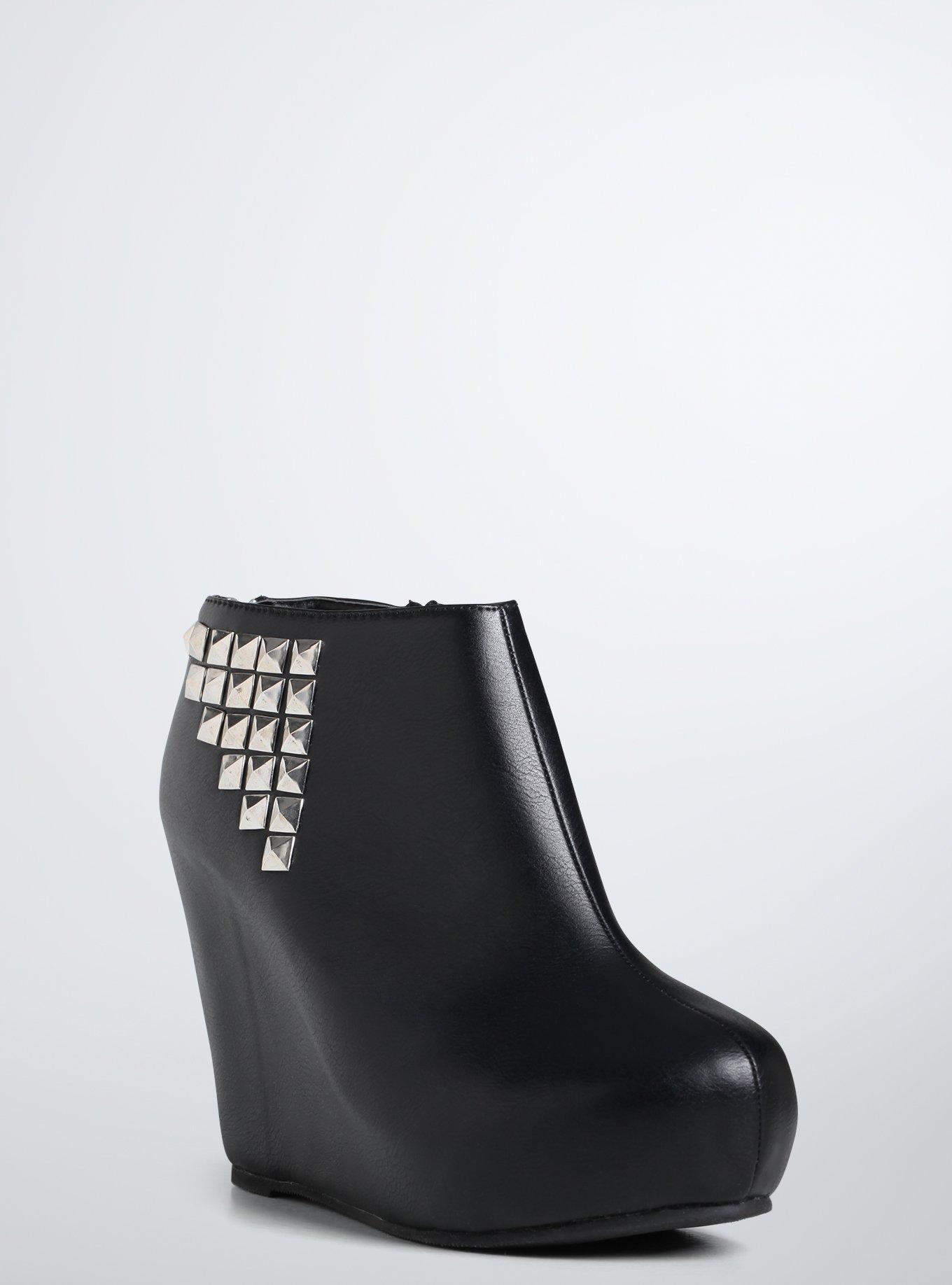 wide width wedge bootie