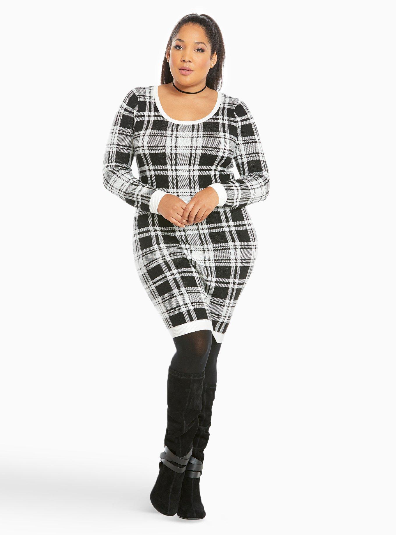 Plus Size Plaid Shift Sweater Dress, BLACK WHITE PLAID, alternate