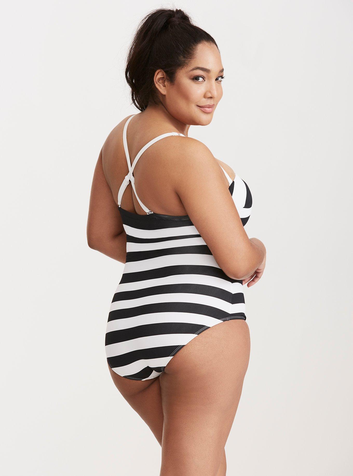 Plus Size Black White Stripe Printed Lounge Pants Online in India