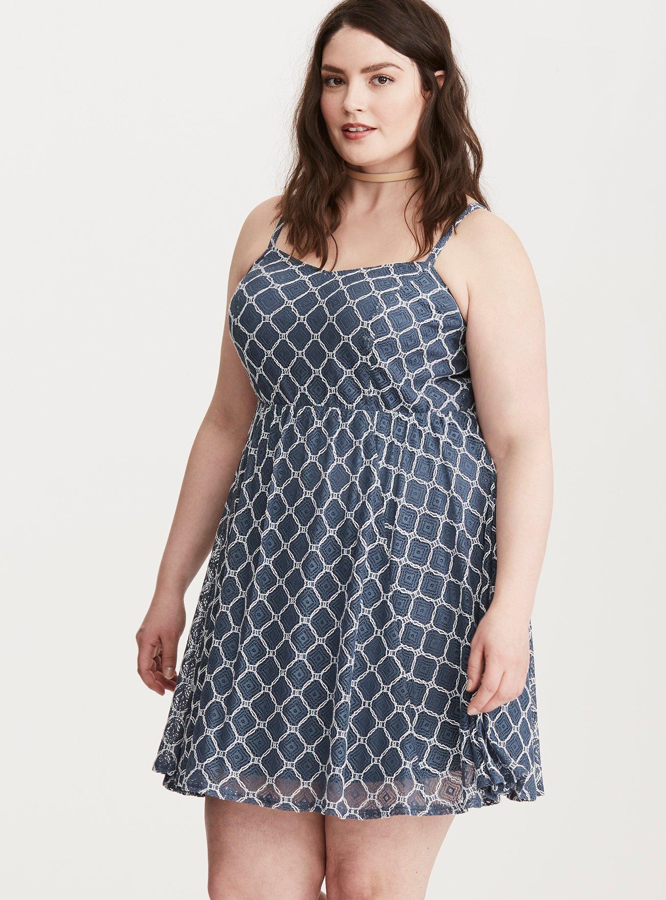 Lace skater deals dress plus size