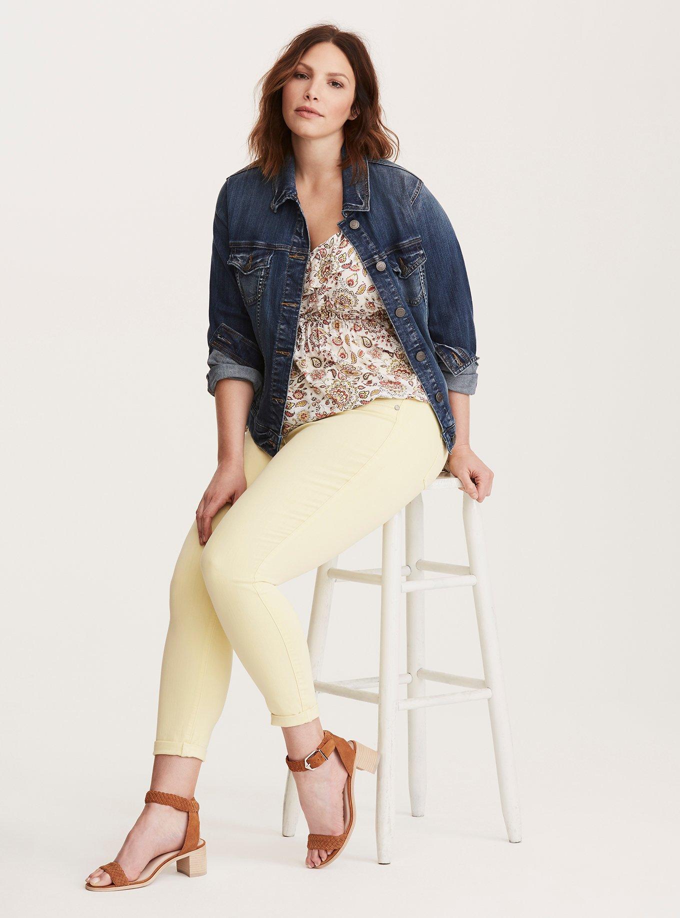 Torrid Cropped Jeggings - Faded Yellow Wash