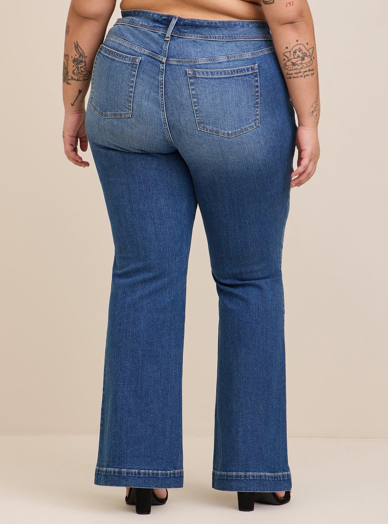 ESPRIT - Mid-rise retro flared jeans at our Online Shop