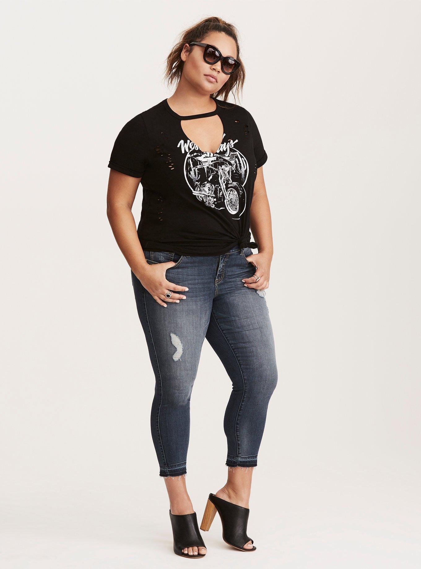 Moto Graphic Cutout Tee, DEEP BLACK, alternate