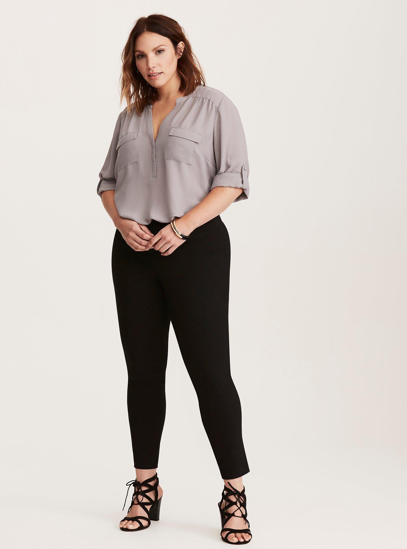 TORRID Pull On Pixie Wide Leg Studio Luxe Ponte Pant