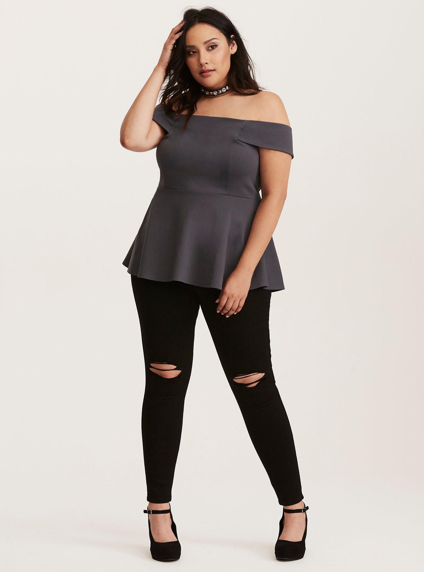 Plus size hotsell distressed black jeggings