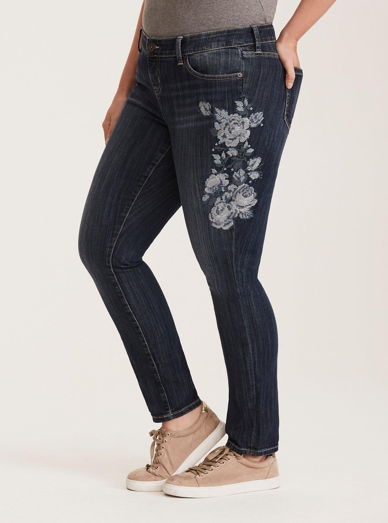 Embroidered plus size on sale jeans