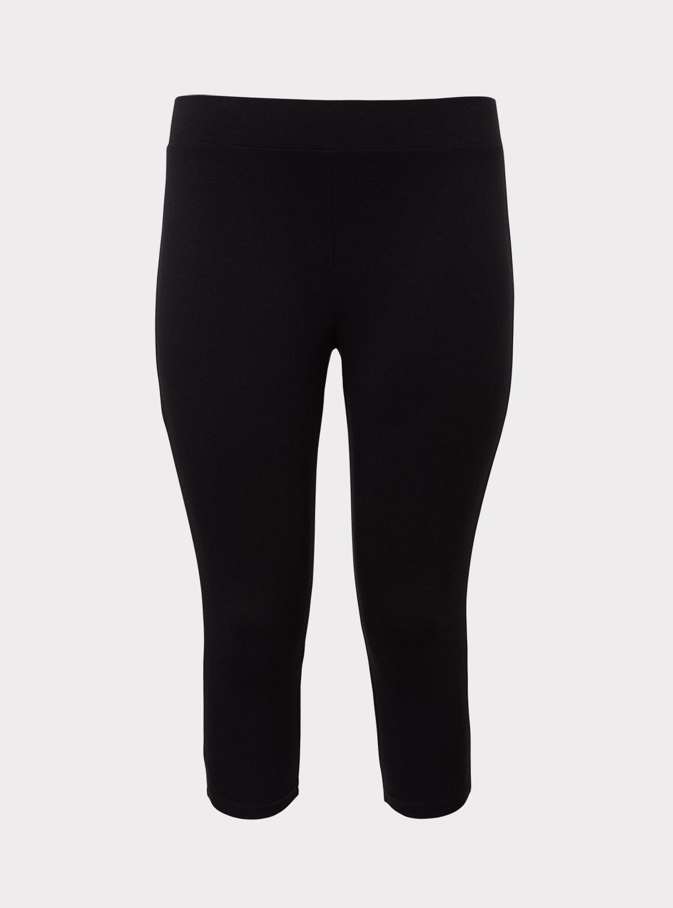 Buy online Plus Size Black Solid Capri Legging from Capris