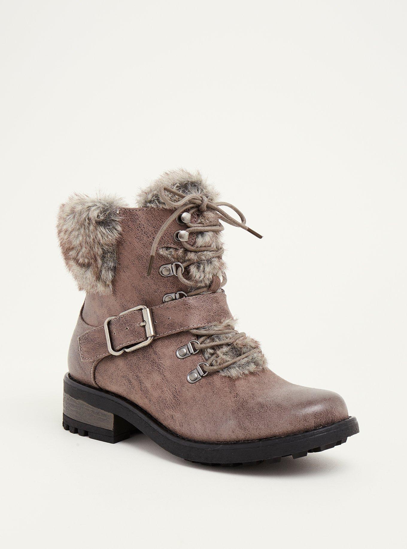 Combat boots with faux fur best sale