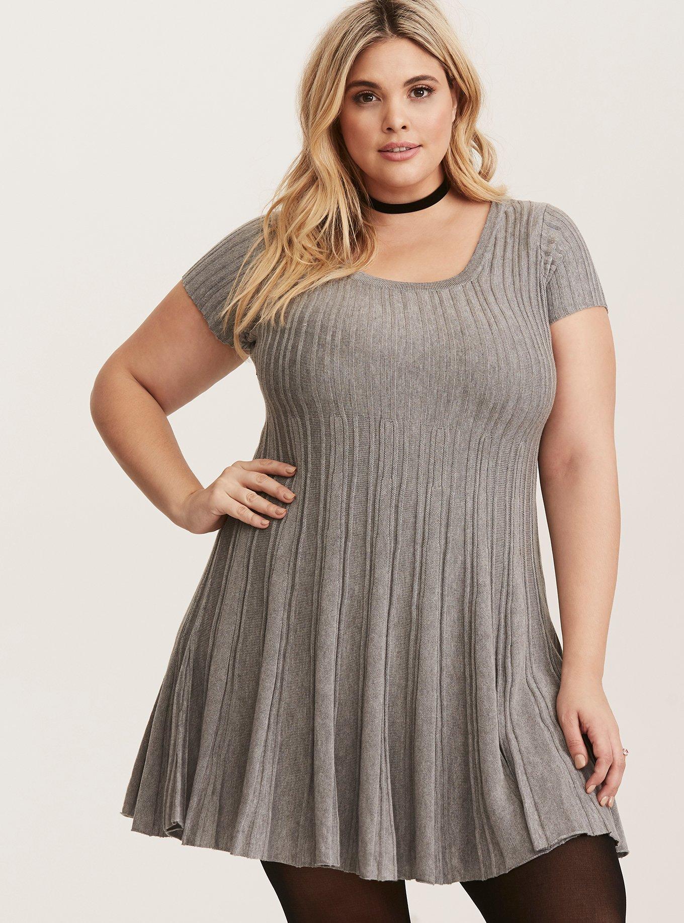 Plus Size Grey Sweater Knit Fluted Skater Dress, HEATHER GREY, hi-res