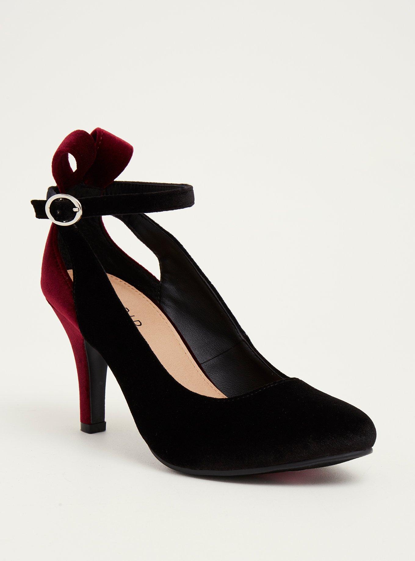 Cheap wide outlet width heels