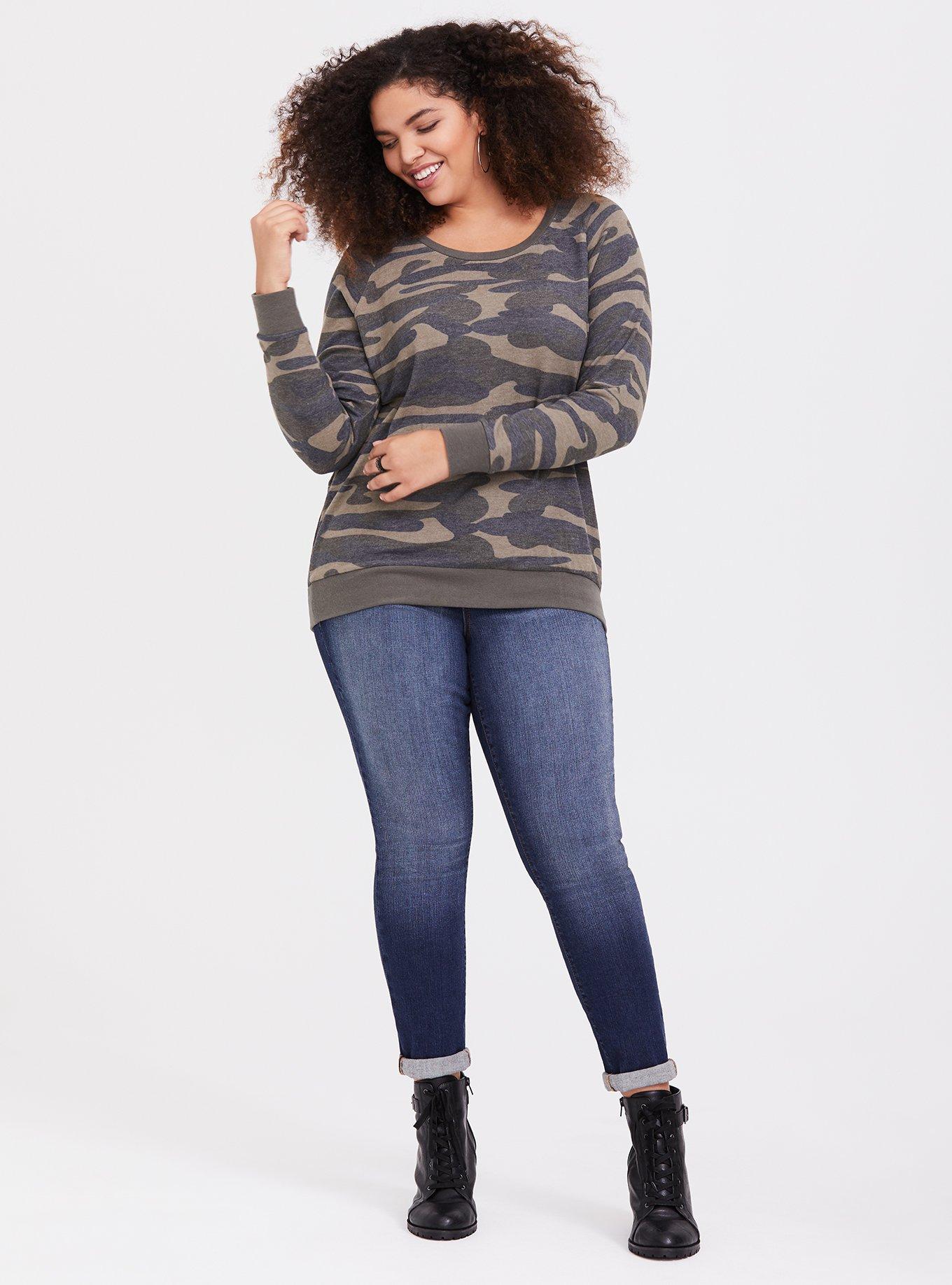 Plus Size Super Soft Plush Crew Neck Raglan Sweatshirt, CAMO, alternate