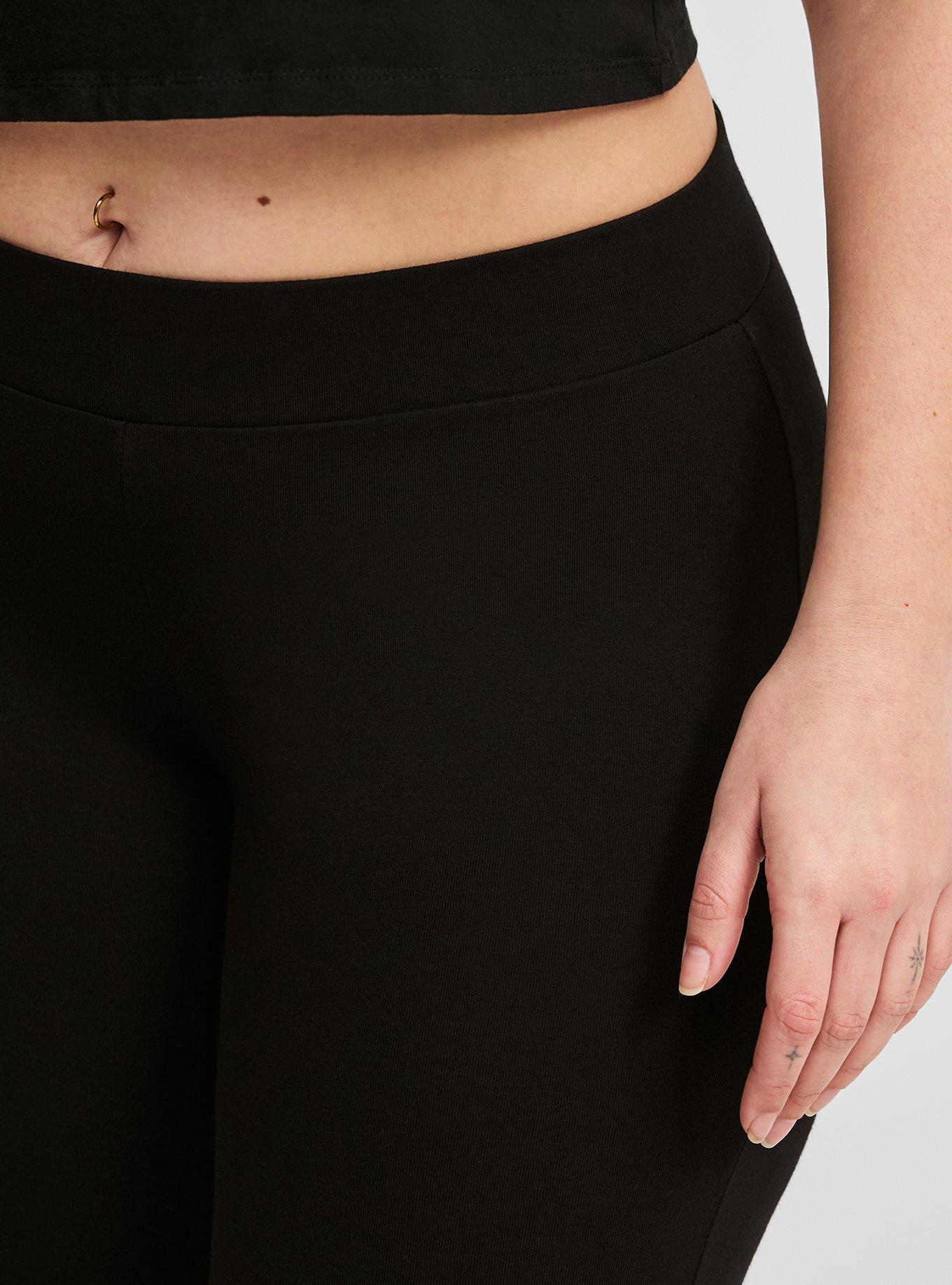 Crop Lattice Legging