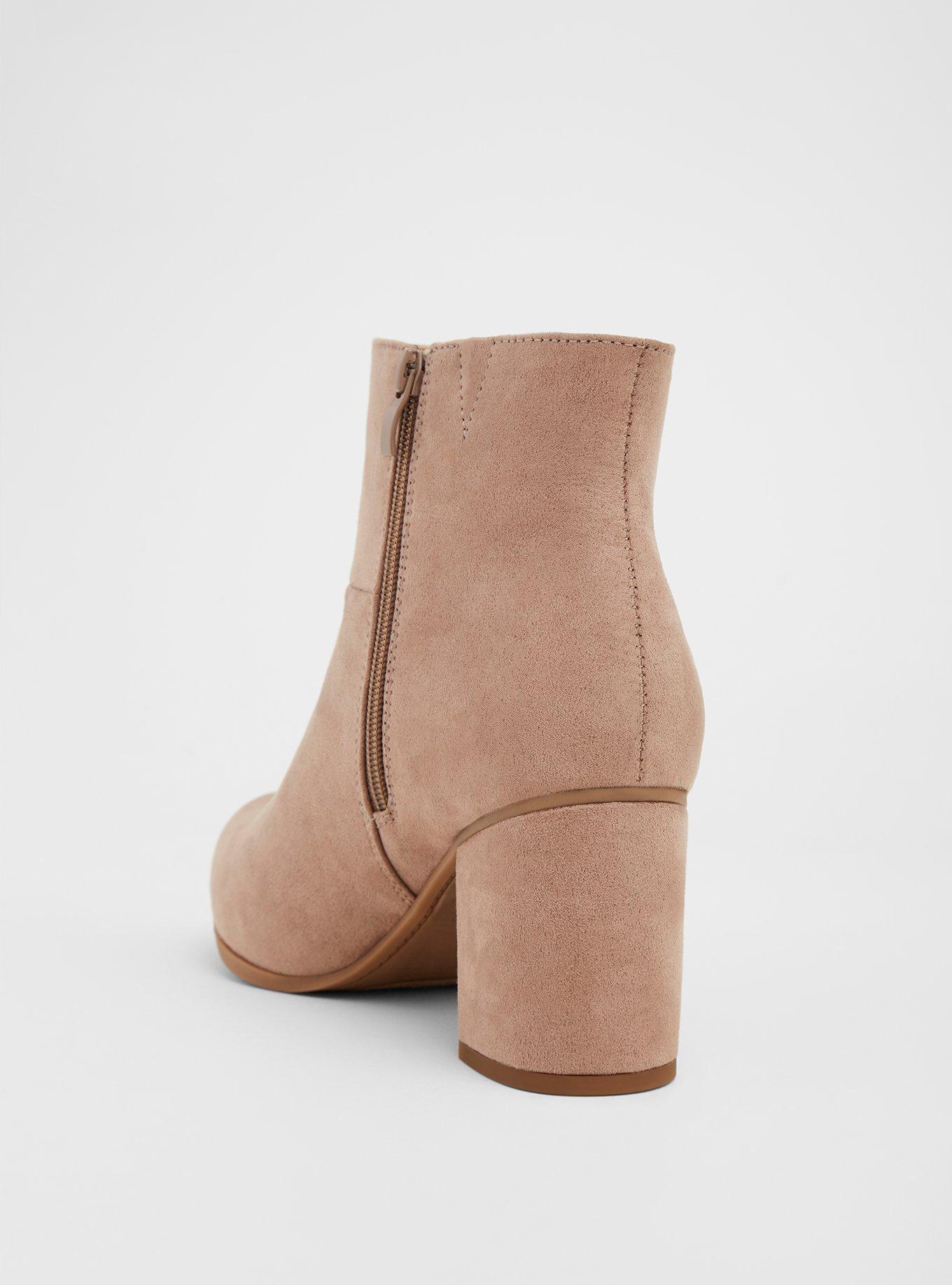 Wide width heel store booties