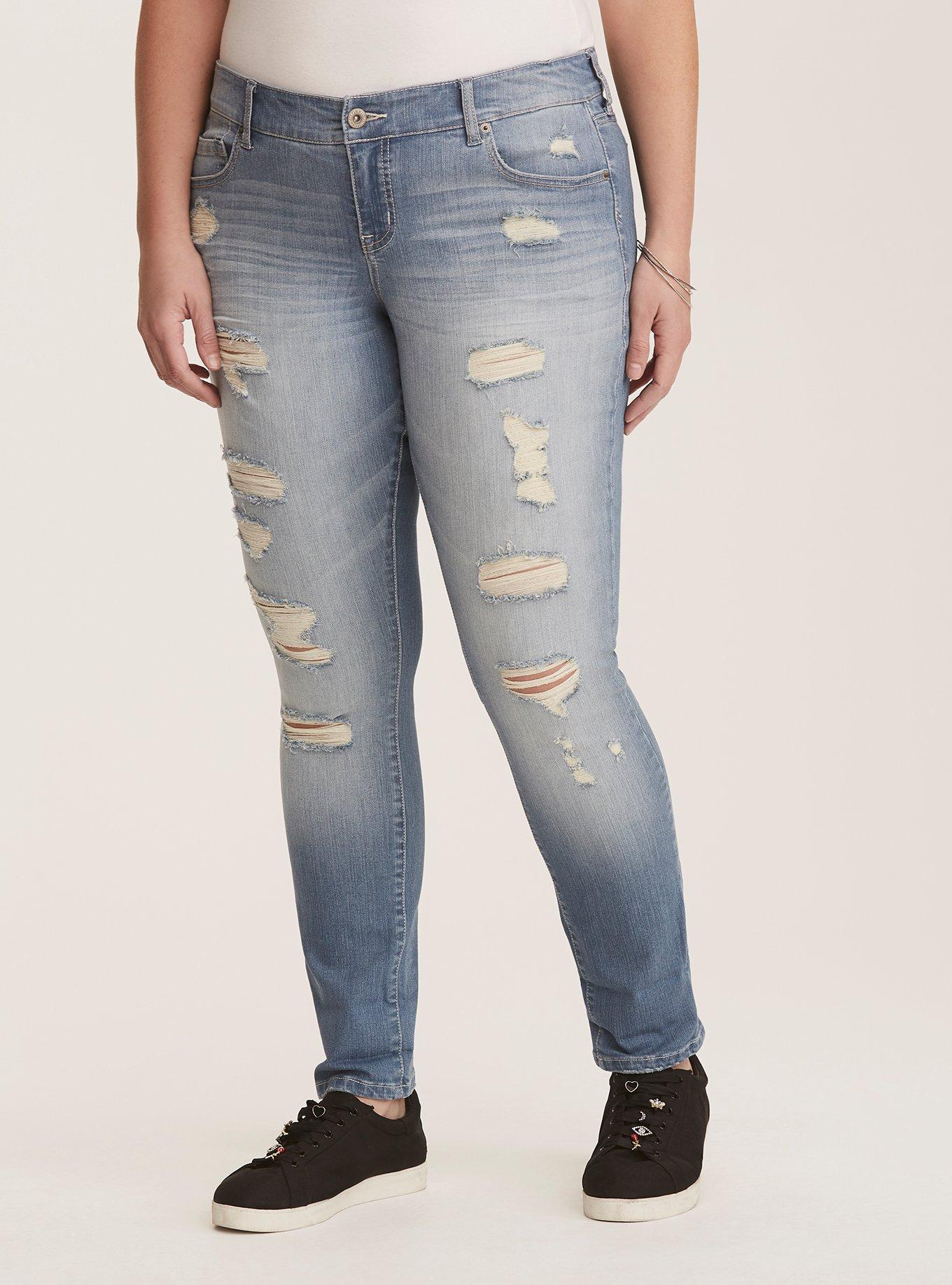 Boyfriend Jean - Premium Stretch Light Wash, JETTY, alternate