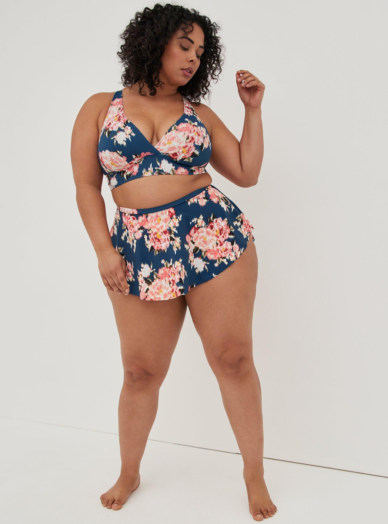 plus size swim try on from @torrid #plussizefashion #plussizespringou