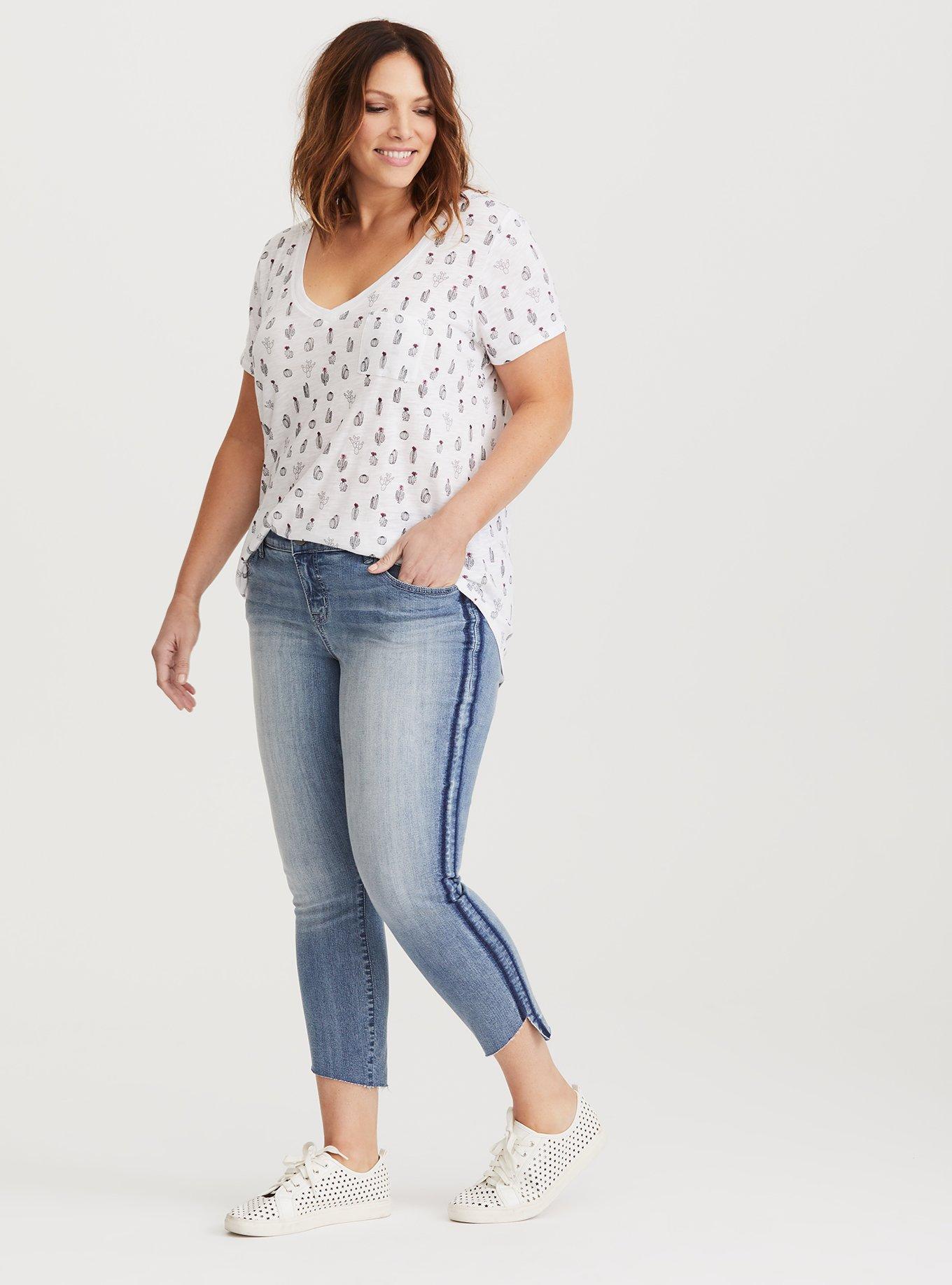 Classic Skinny Jean - Vintage Stretch Light Wash, DAYTONA, alternate