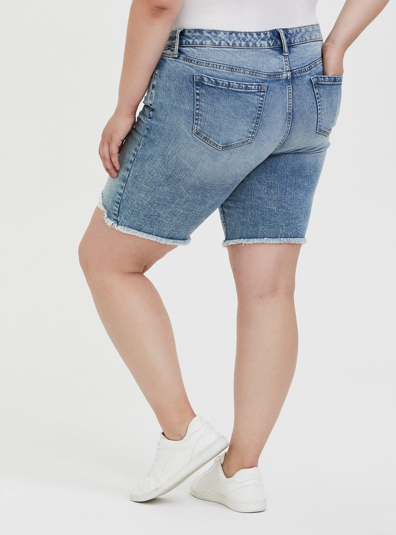Bermuda Boyfriend Vintage Stretch Mid-Rise Short