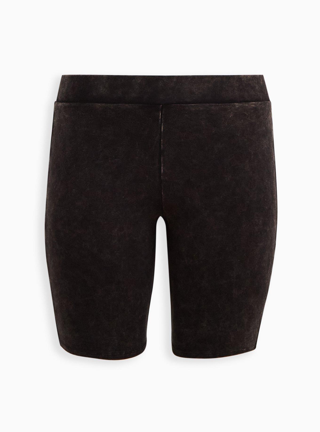 Plus Size 9 Inch Signature Waist Bike Short, BLACK WASH, hi-res