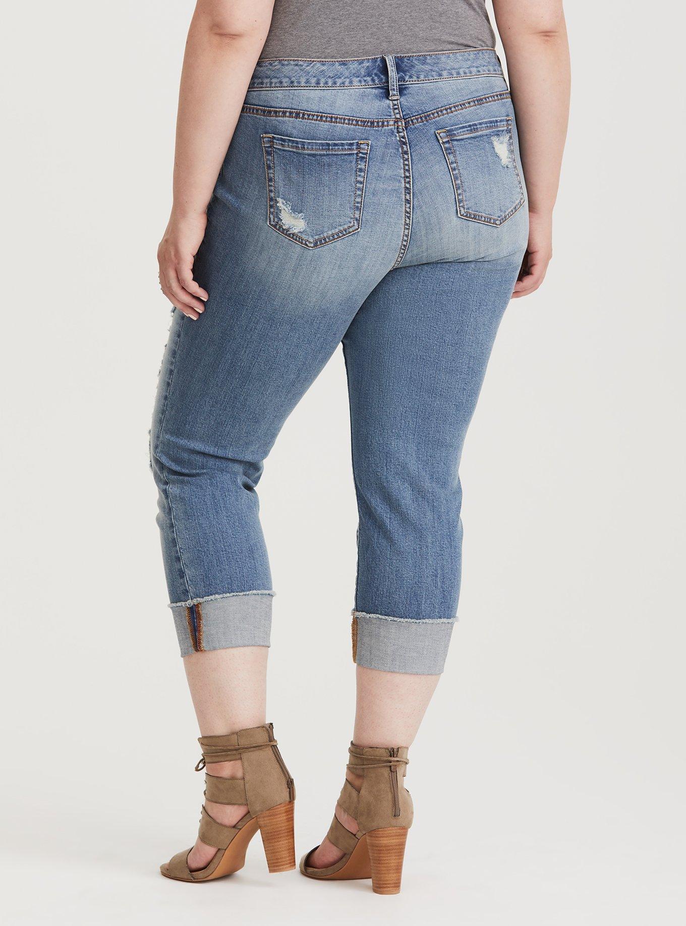 Crop Boyfriend Jean - Vintage Stretch Light Wash, BLUE, alternate