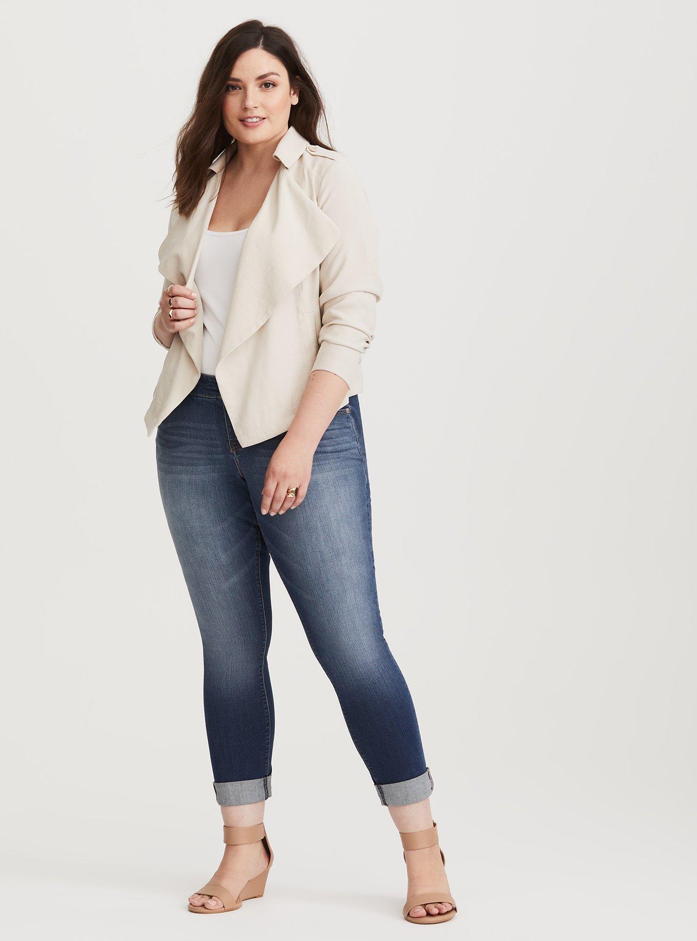 Plus Size Boyfriend Jean - Premium Stretch Light Wash, UPTOWN, alternate