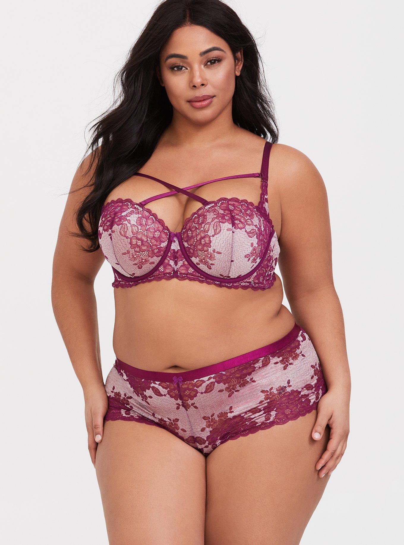 Two Tone Lace Mid-Rise Cheeky Mini Lattice Back Panty, NAVARRA RED, alternate