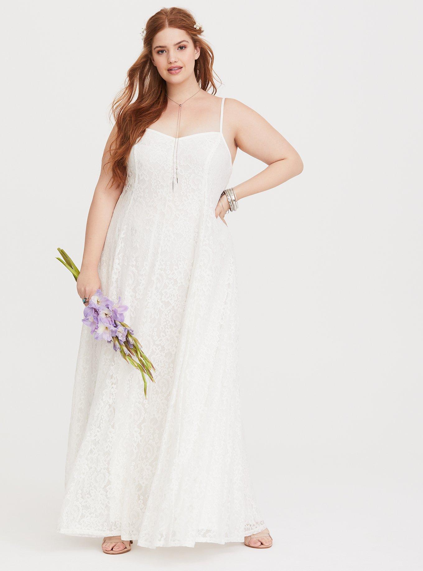White lace maxi dress plus size hotsell