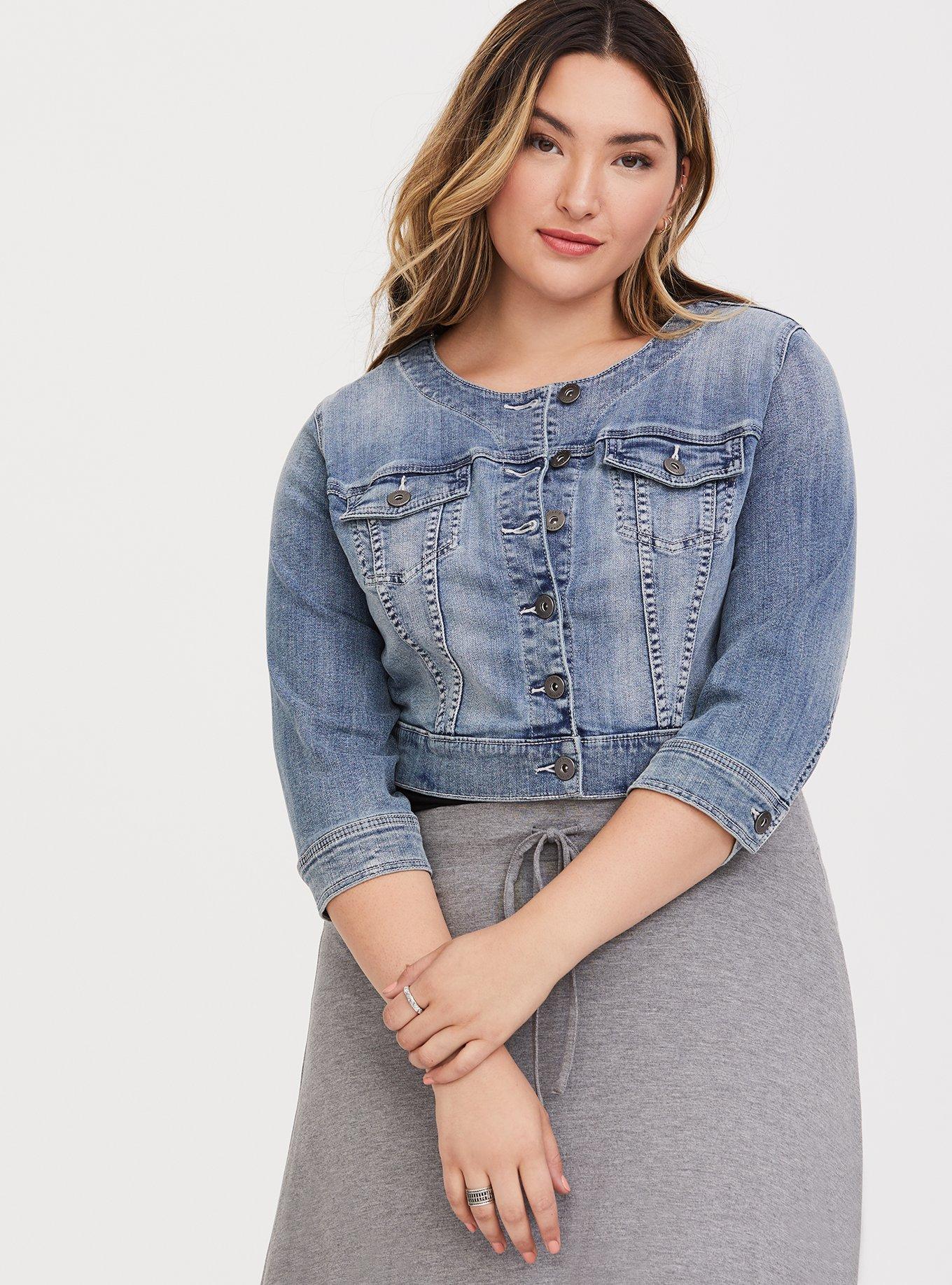 Plus Size - Collarless Crop Denim Jacket - Light Wash - Torrid