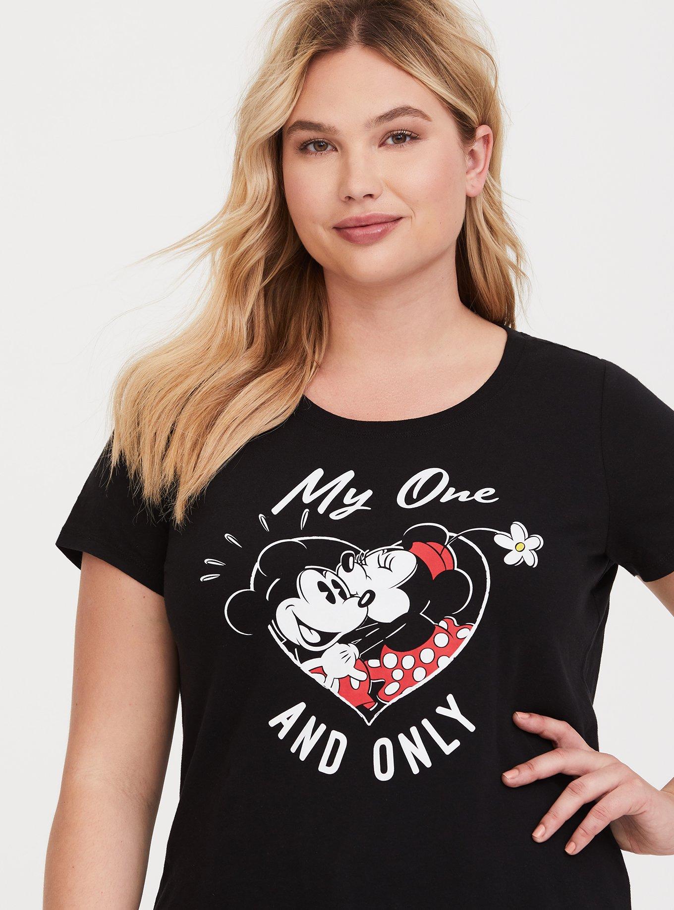 Plus Size - Disney Mickey Mouse & Minnie Mouse Kissing Slim Fit