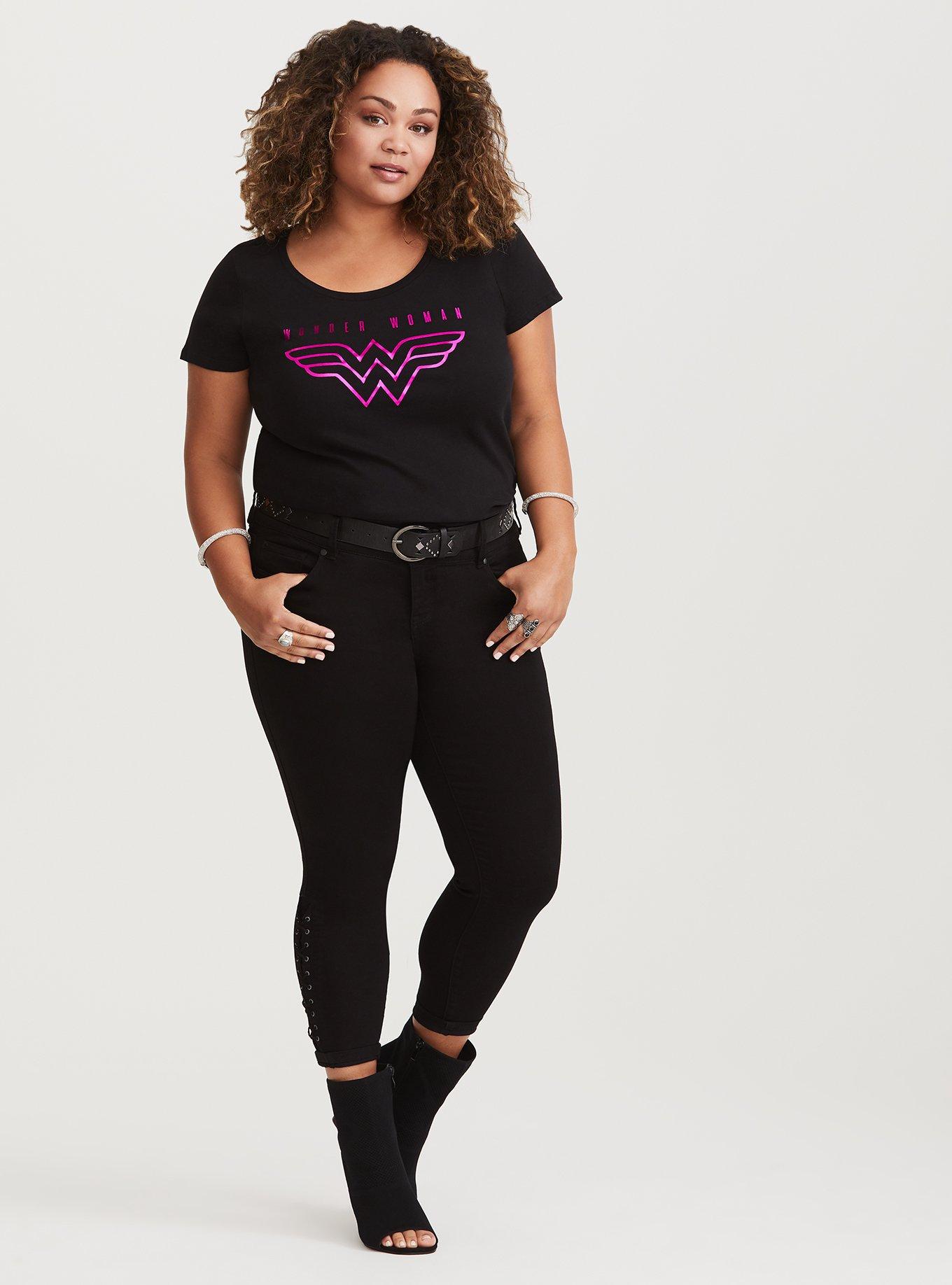 Wonder Woman Black & Metallic Pink Fitted Tee, DEEP BLACK, alternate