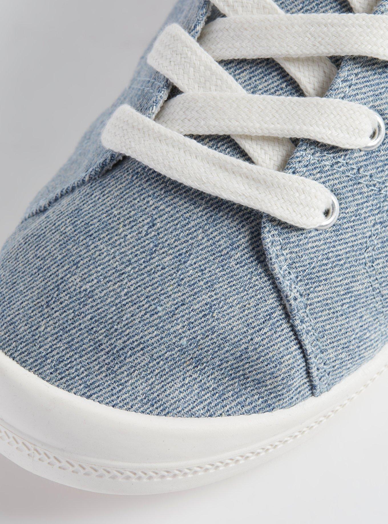 Riley Ruched Sneaker (WW)
