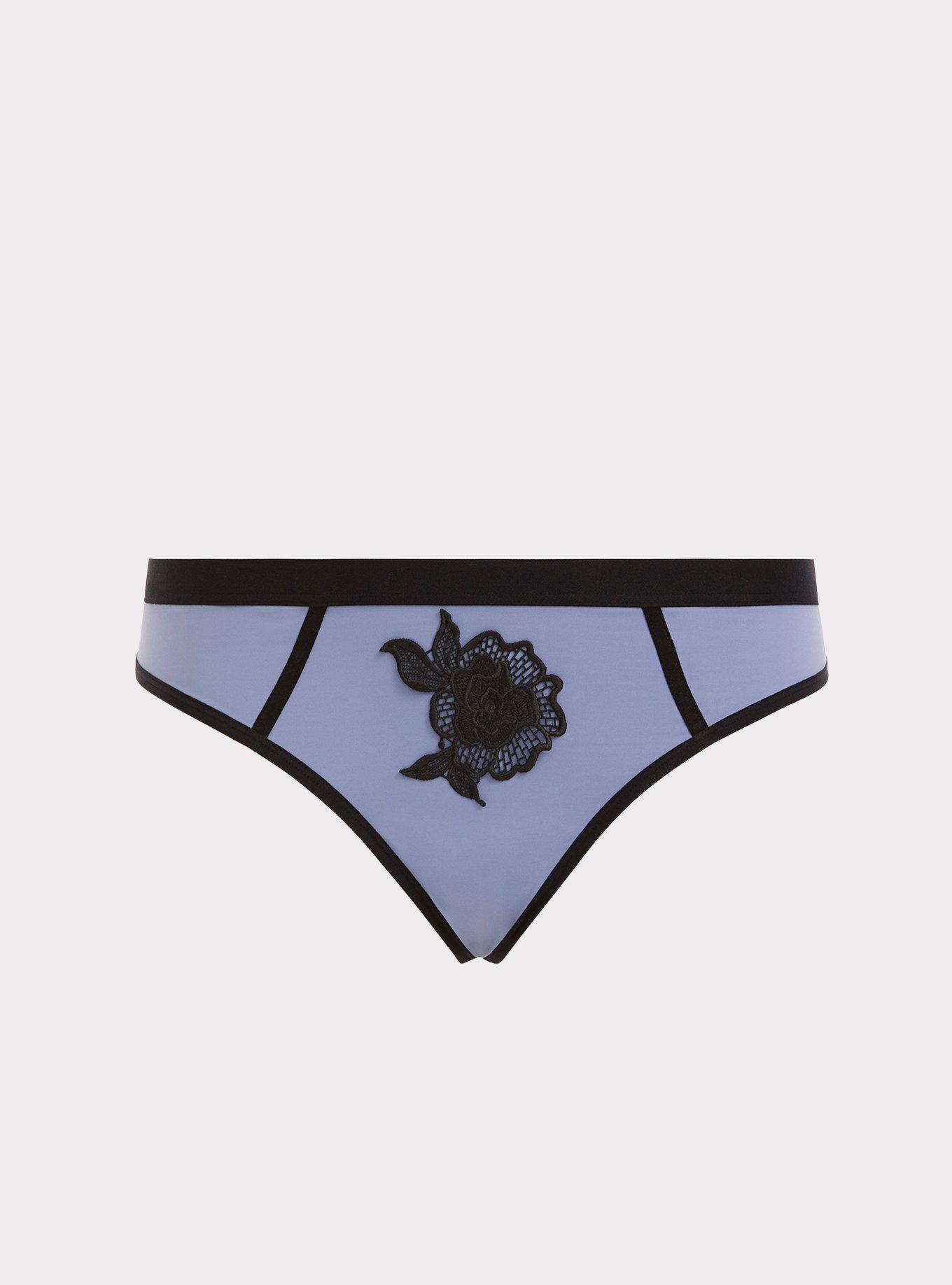 Lacy Line Sexy Cheeky Plus Size Panties With Appliqué 