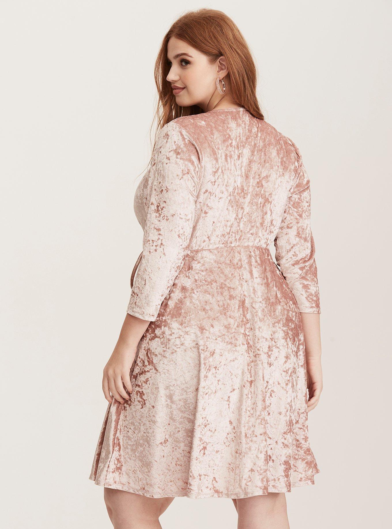 Plus size pink velvet dress hotsell