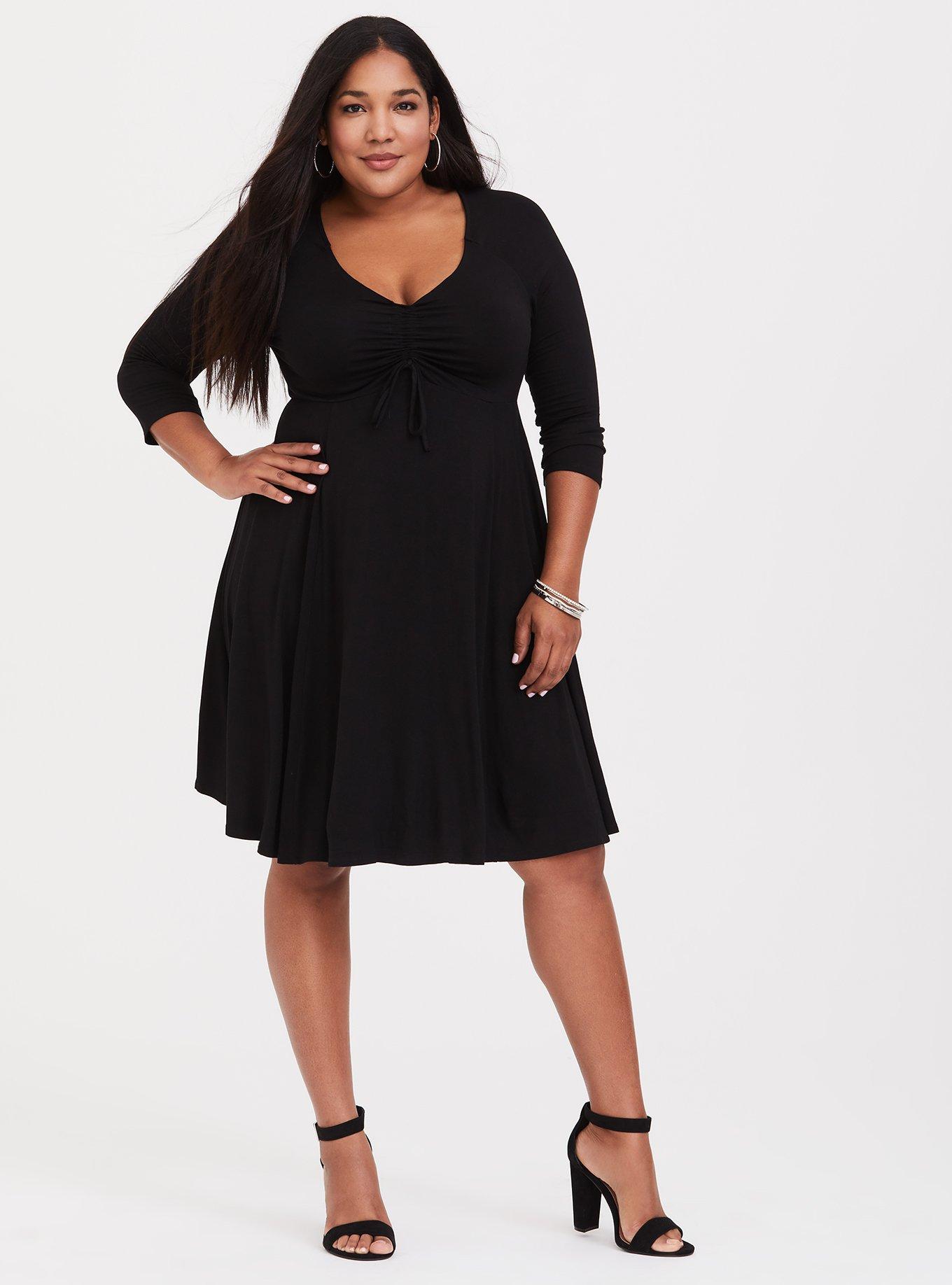 Plus Size - Black Ruched Skater Dress - Torrid