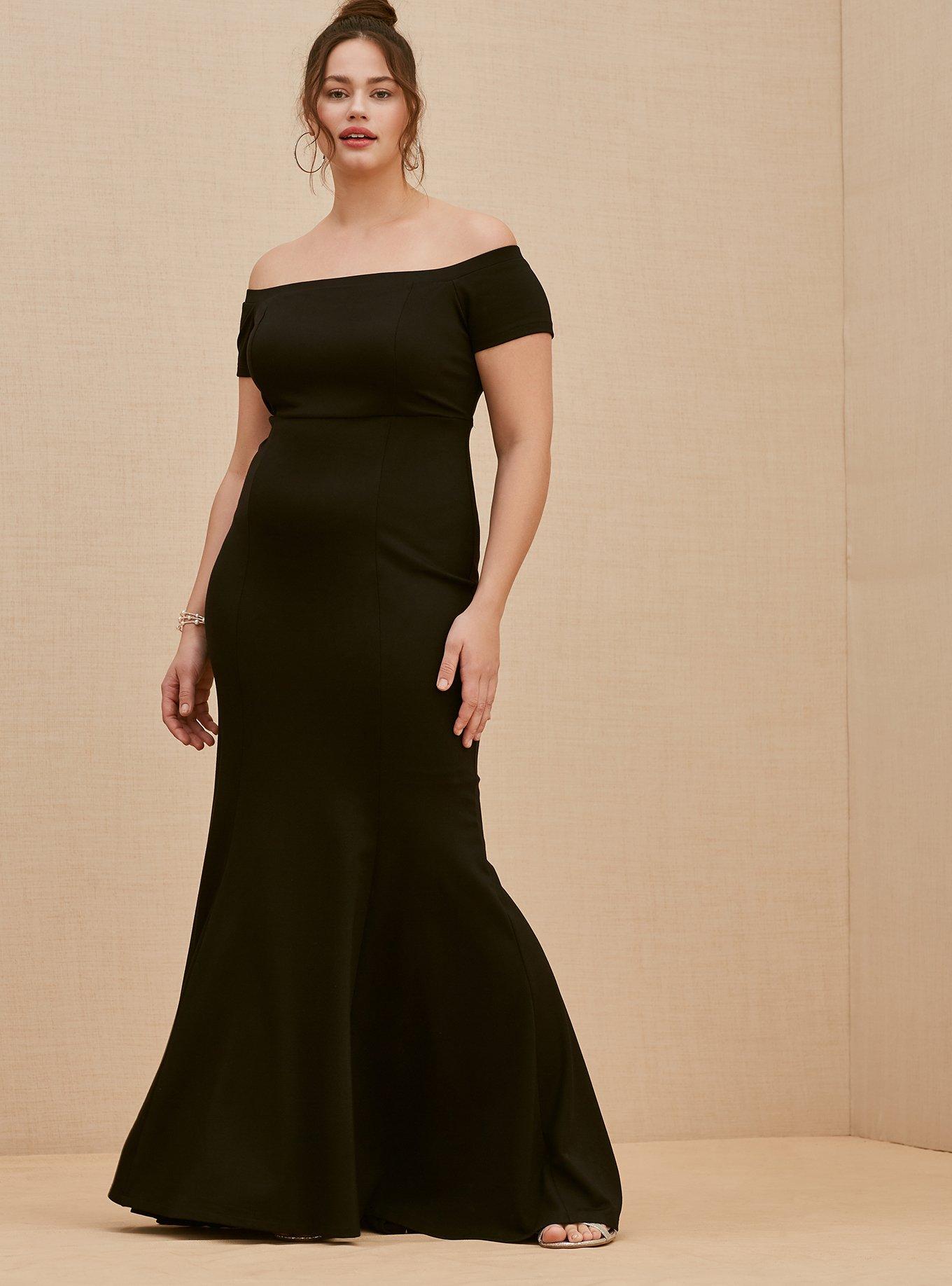 OMG! This maxi dress with built-in shapewear & bra is everything