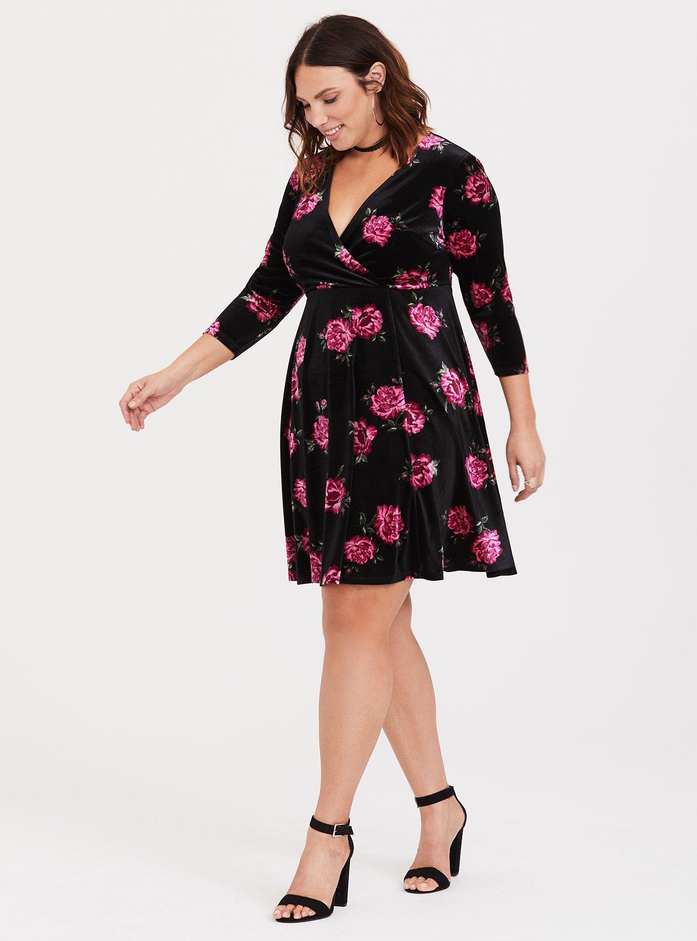 Torrid black velvet outlet dress