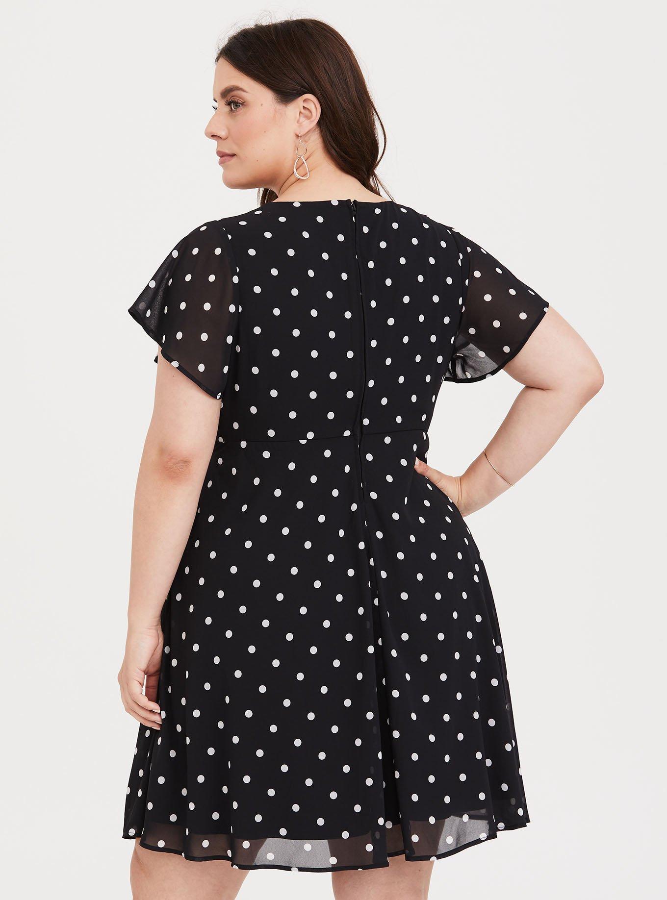 Plus Size - Disney Minnie Mouse Black Signature Tie Dot Wrap Dress - Torrid