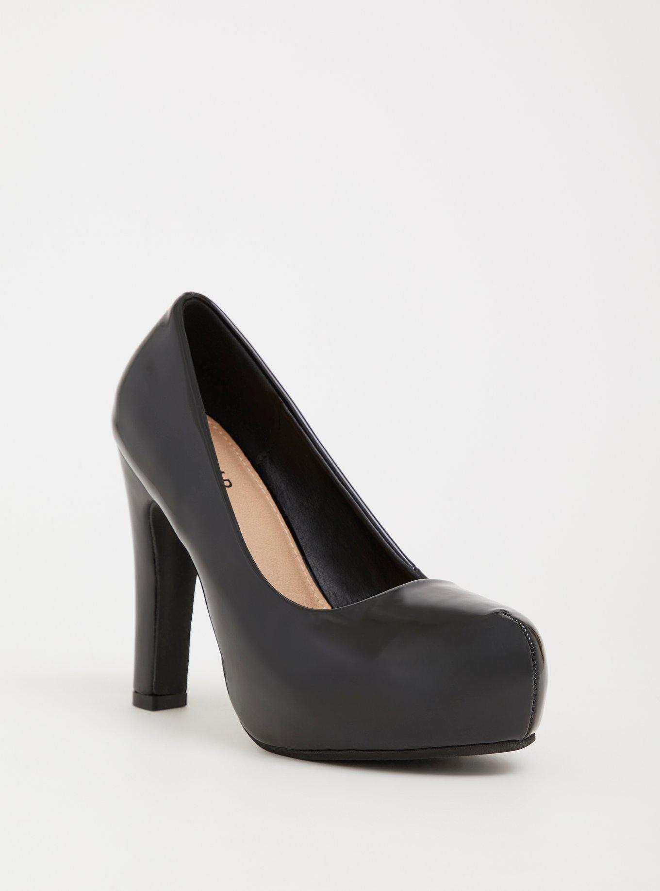 Black leather pumps wide width online