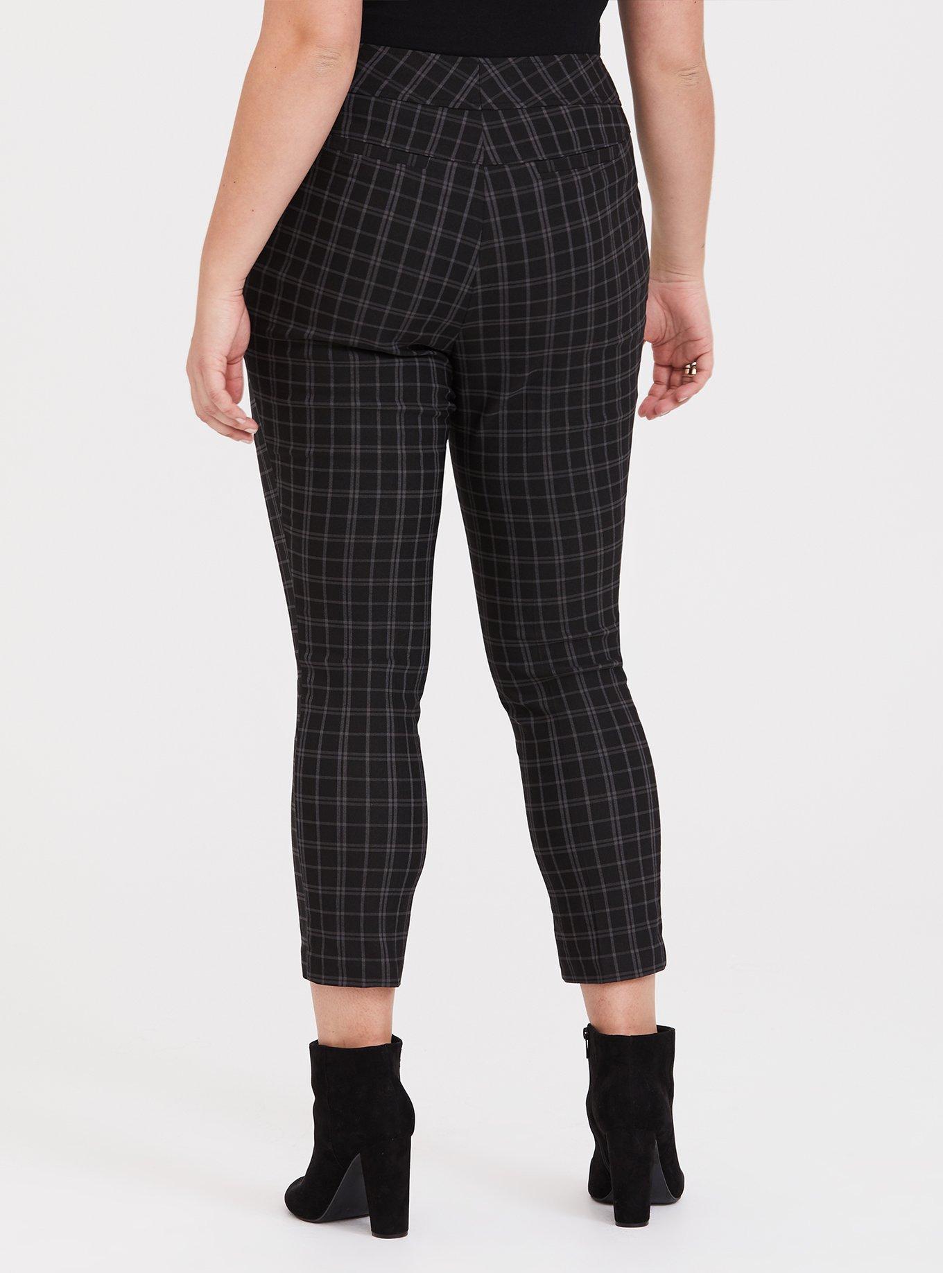 Womens plus Size 3X, Maze Collection Black Plaid Pants for Sale in