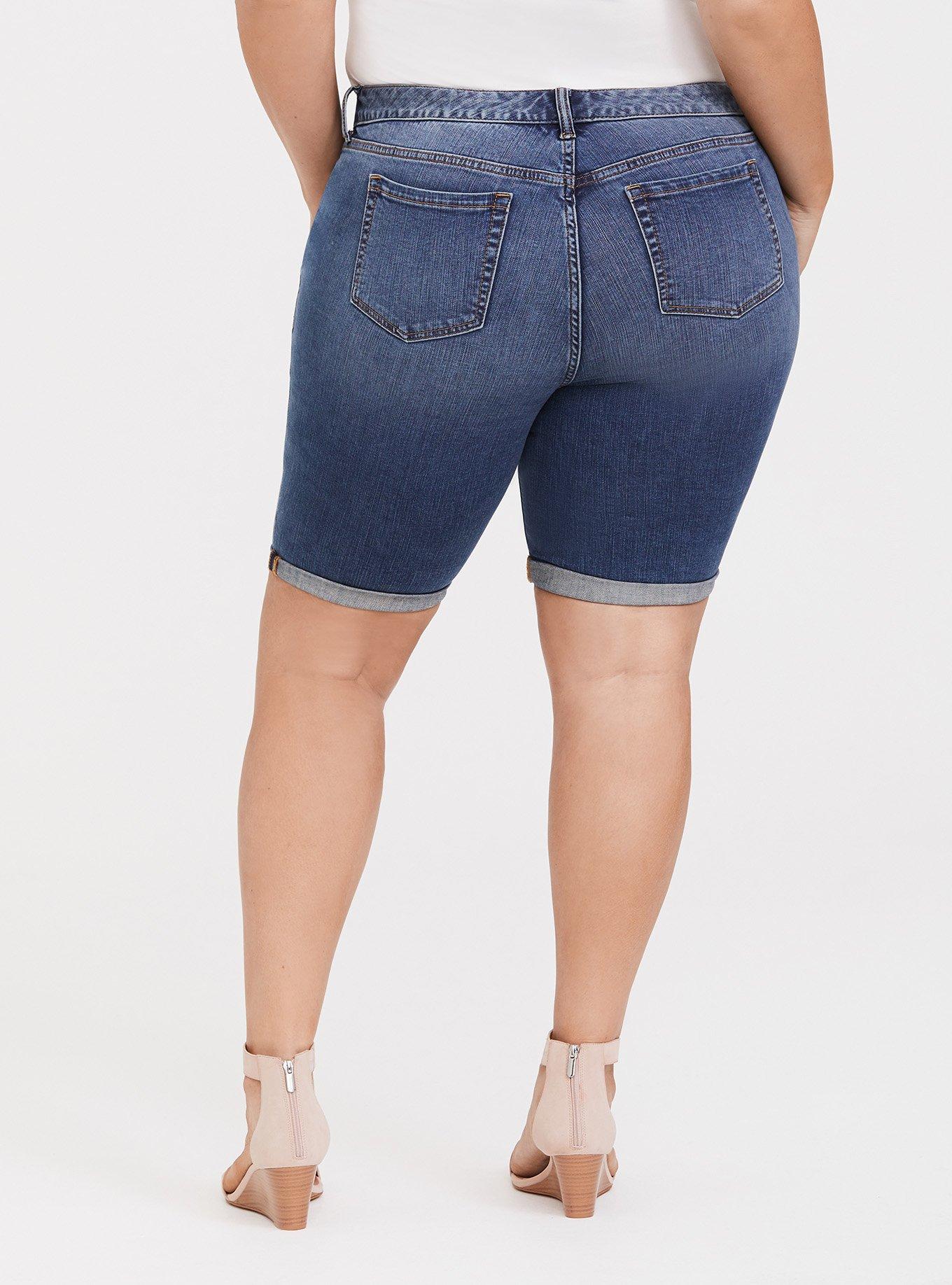 Plus Size Boyfriend Bermuda Short - Vintage Stretch Medium Wash, DESTRUCTED CLOVERDALE, alternate