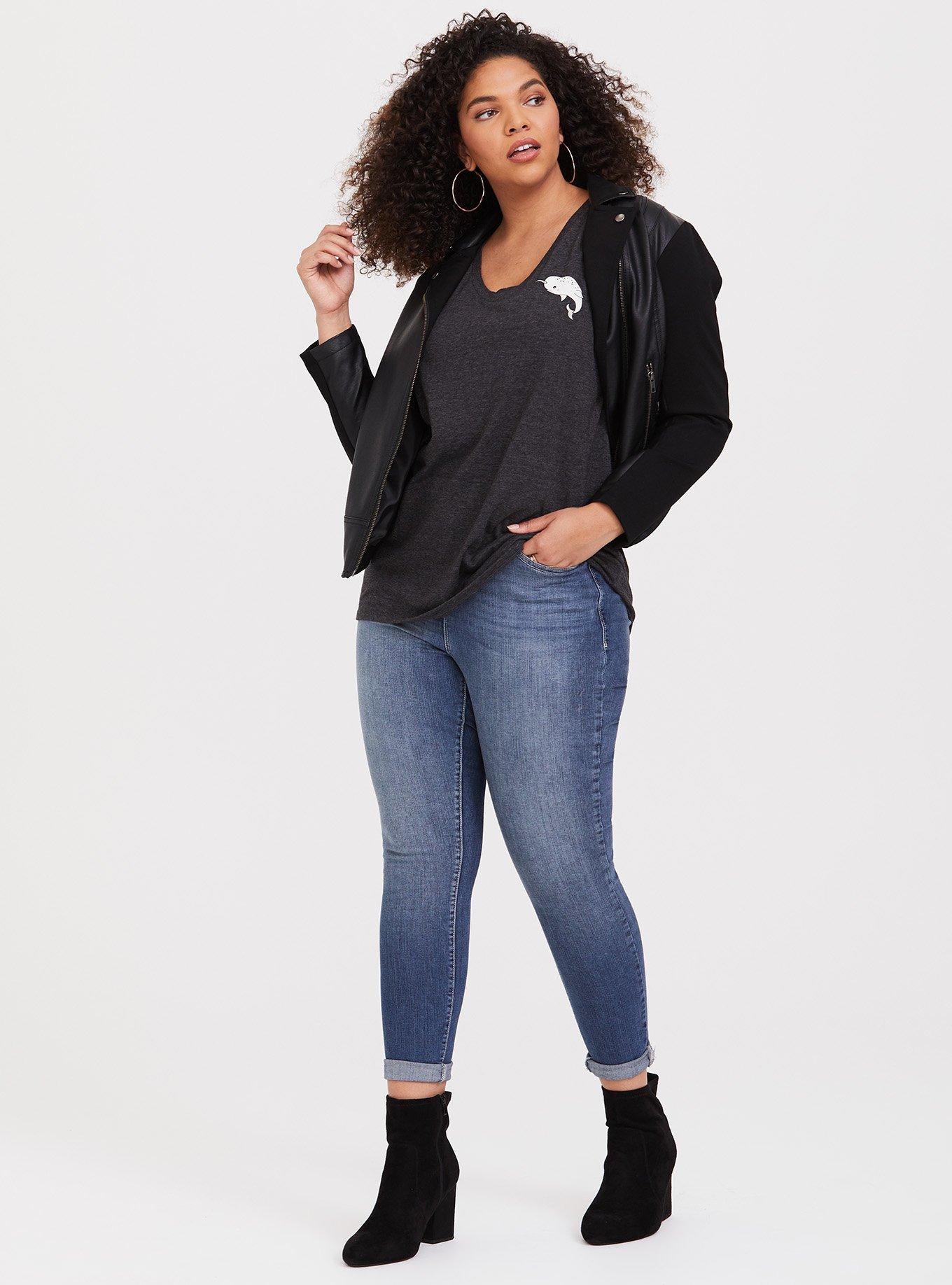 Plus Size Charcoal Grey Narwhal Slim Fit V-Neck Tee, CHARCOAL, alternate