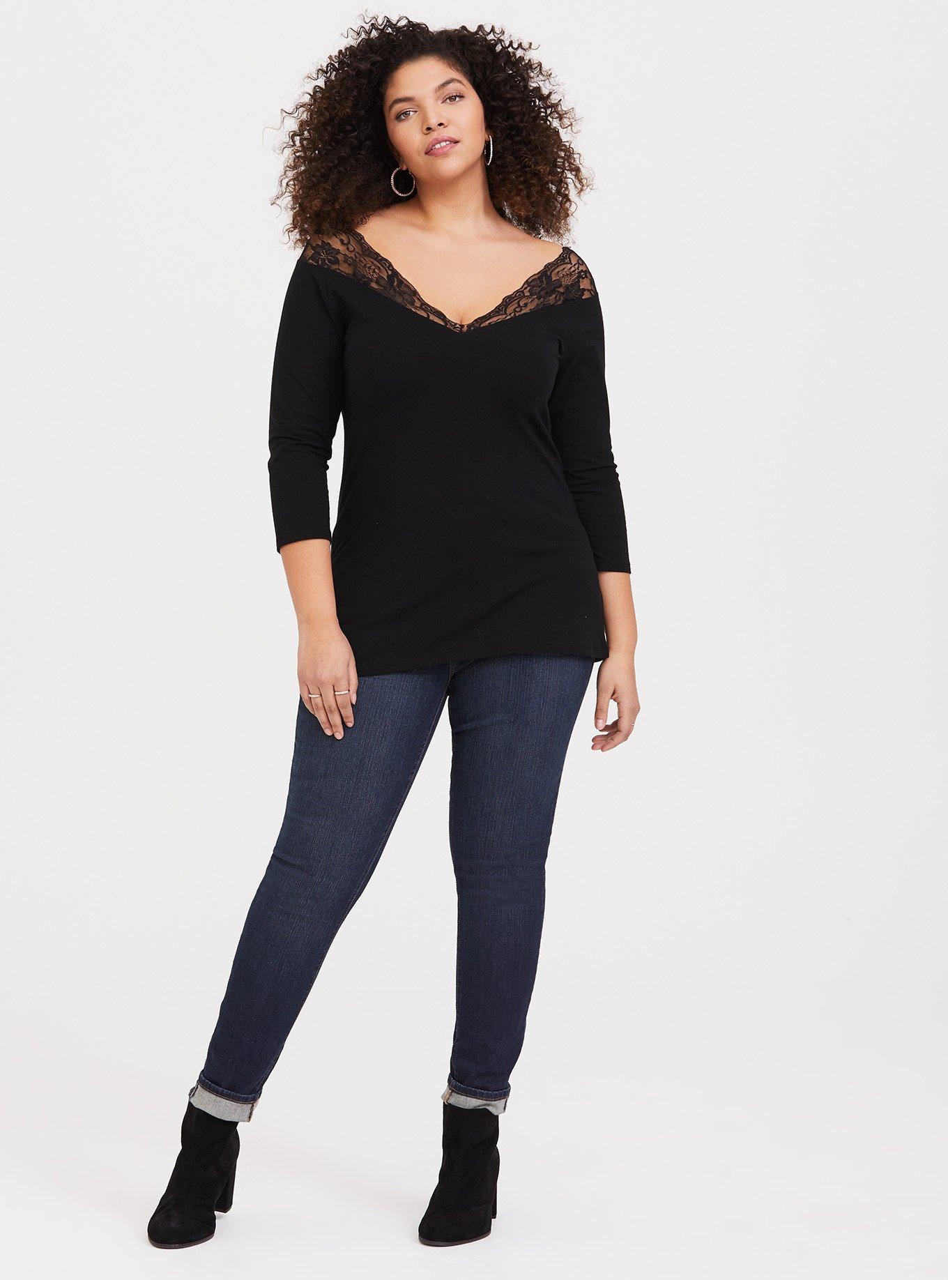 Foxy Lace Trim V-Neck Tee, DEEP BLACK, alternate