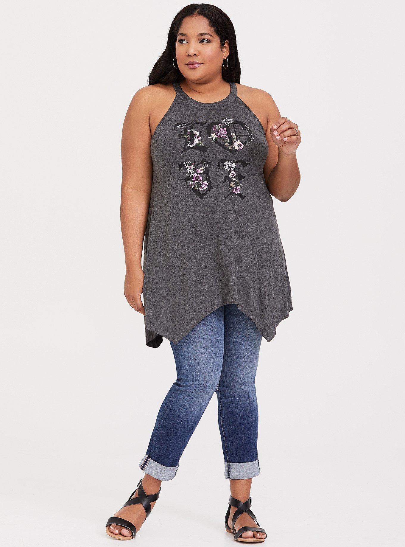 Yummy Plus 3/4 Sleeve Plus Size Tunic Top, V-Neck, Handkerchief Hem  (Charcoal Grey, 2X) : : Clothing, Shoes & Accessories