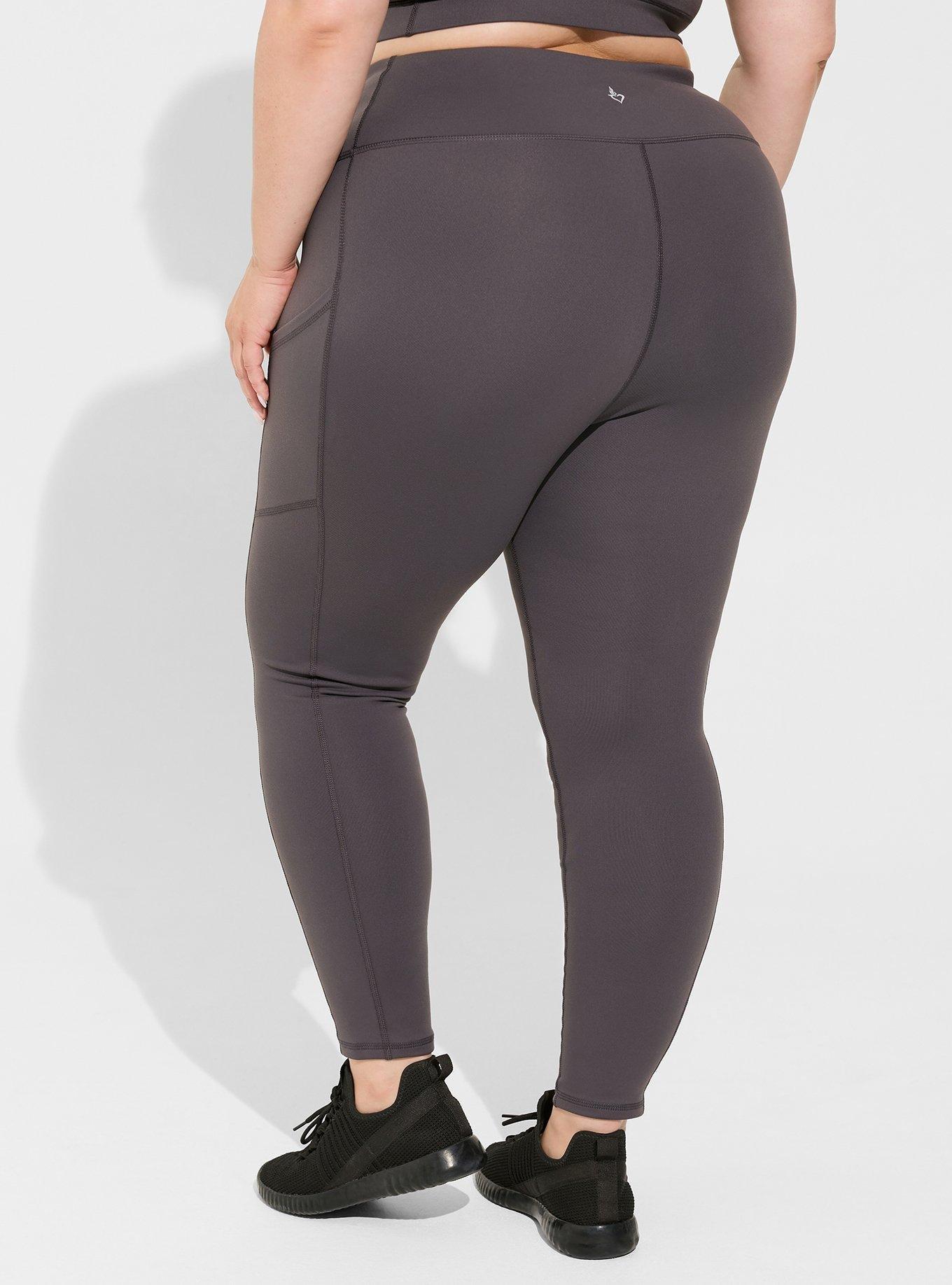 Torrid 3 (3x) PERFORMANCE CORE FULL LENGTH ACTIVE LEGGING WITH SIDE POCKETS  Nwts