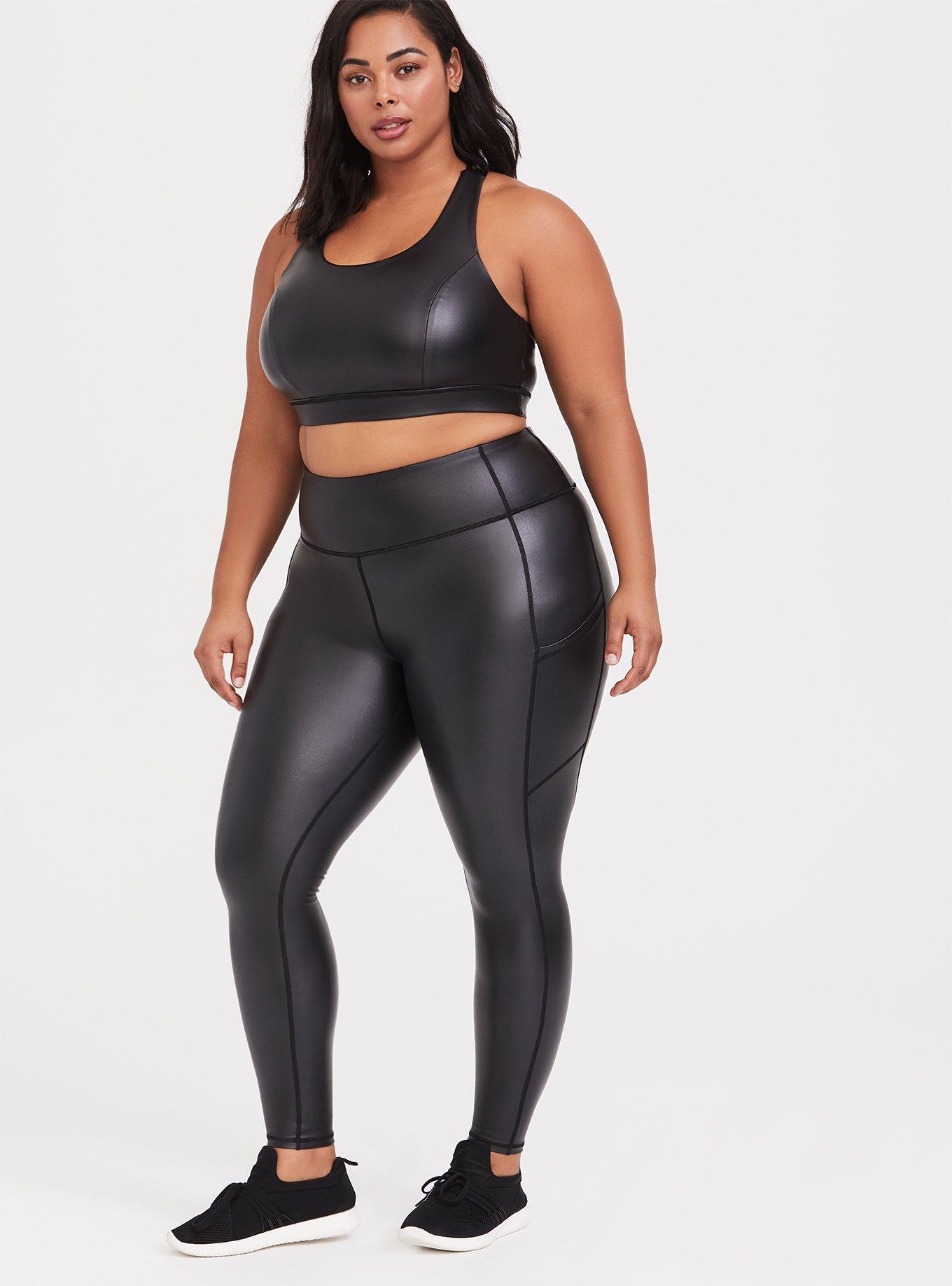 Plus Size - Low-Impact Wireless Strappy Back Active Sports Bra