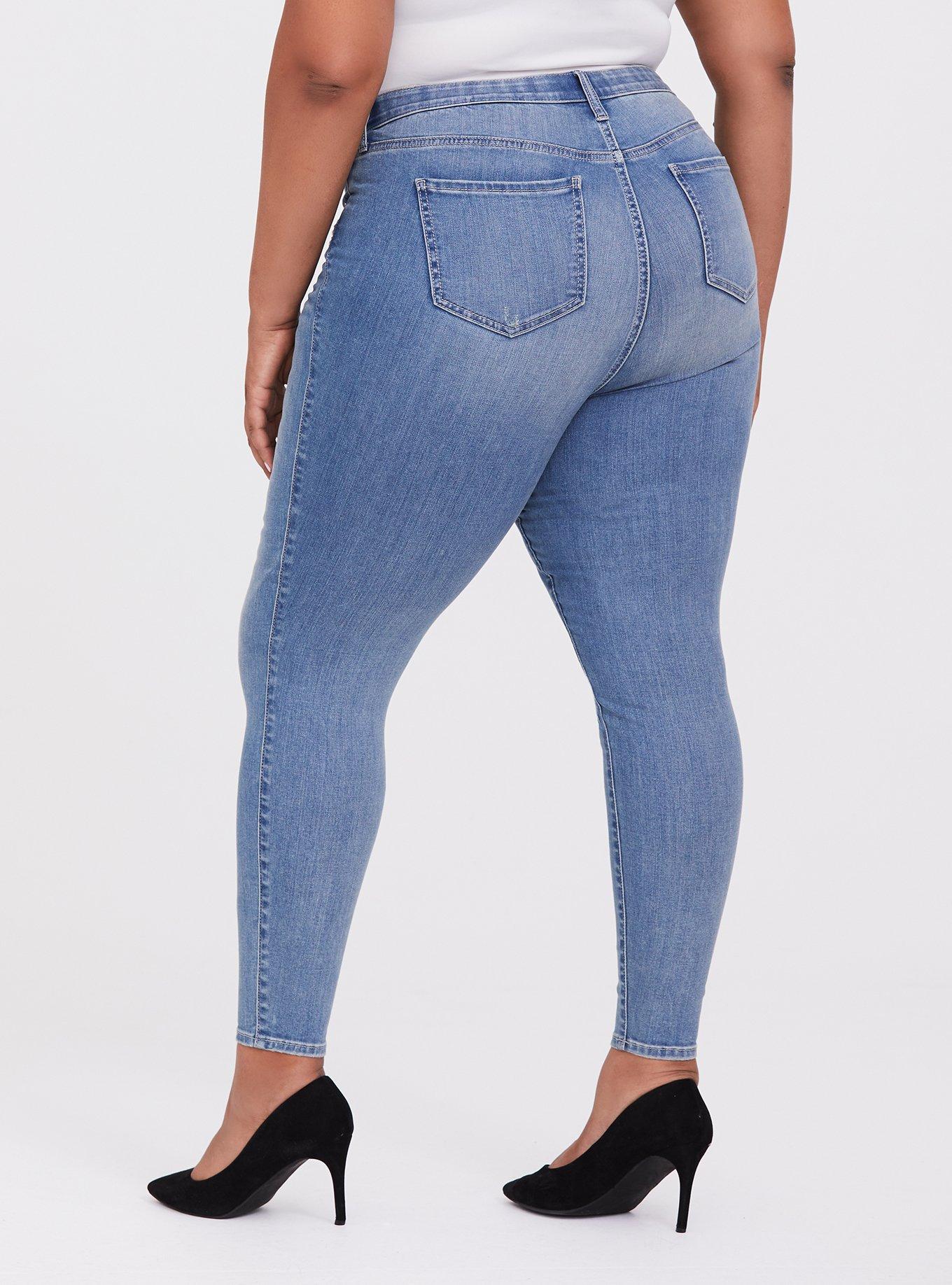 Plus Size Sky High Skinny Jean - Super Soft Light Wash, MONDAY BLUES, alternate