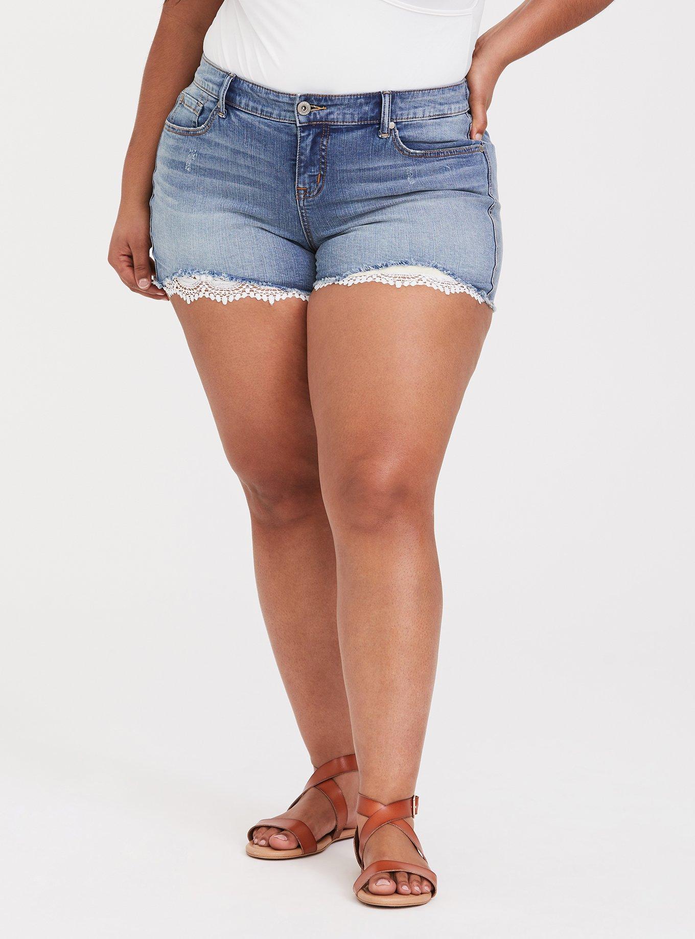 Plus Size Skinny Short Short Vintage Stretch Medium Wash With Lace Torrid